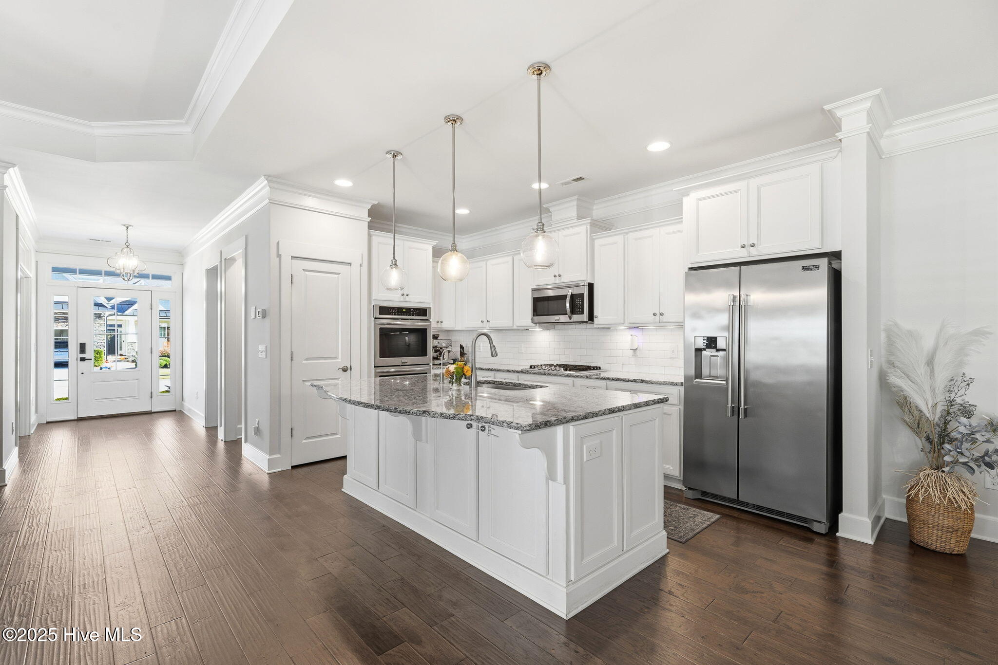 100540191 | Photo 18