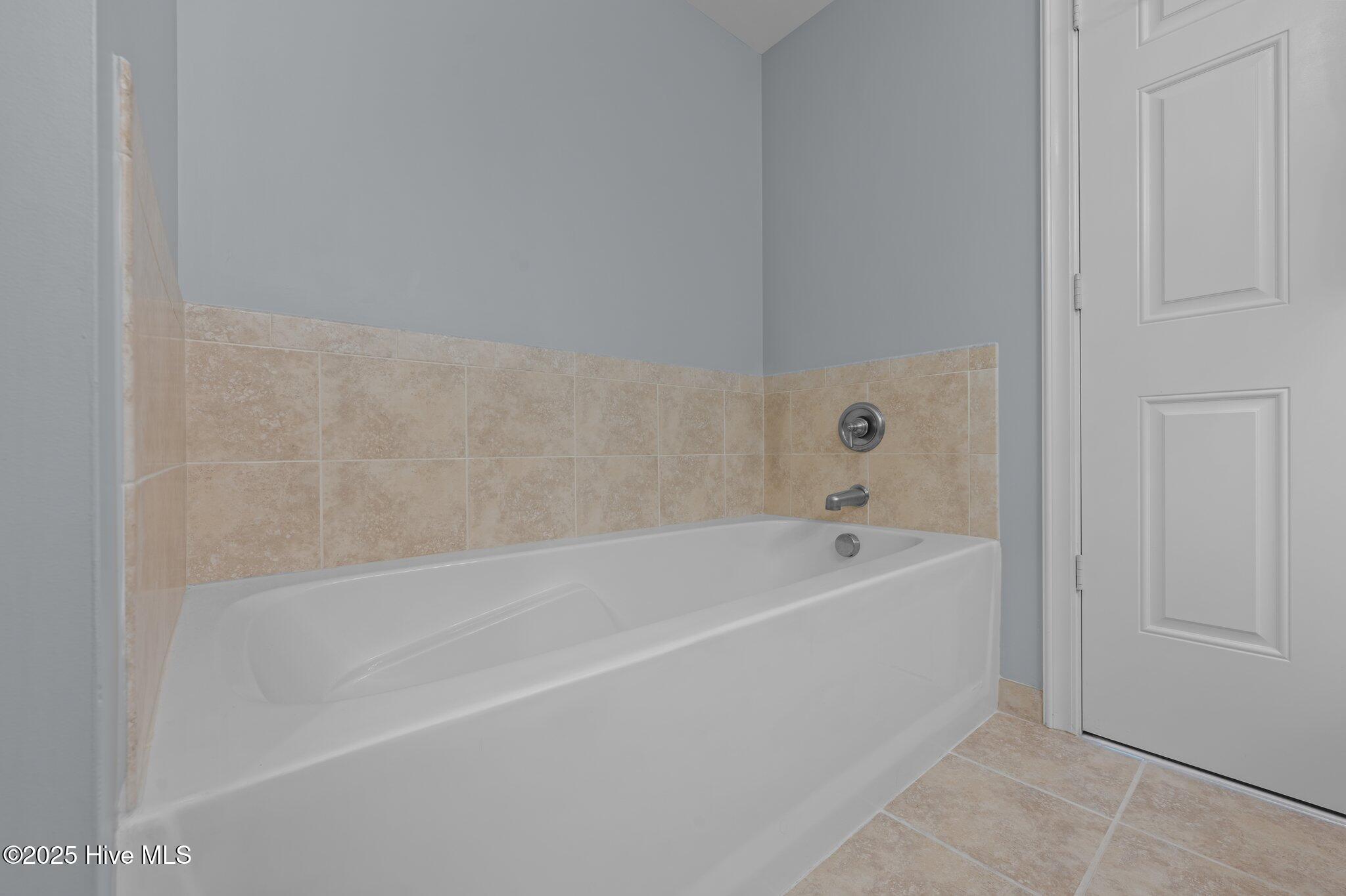 Homes for sale in New Bern, NC | 131 Sky Sail Blvd, New Bern, NC 28560 | MLS# 100517632