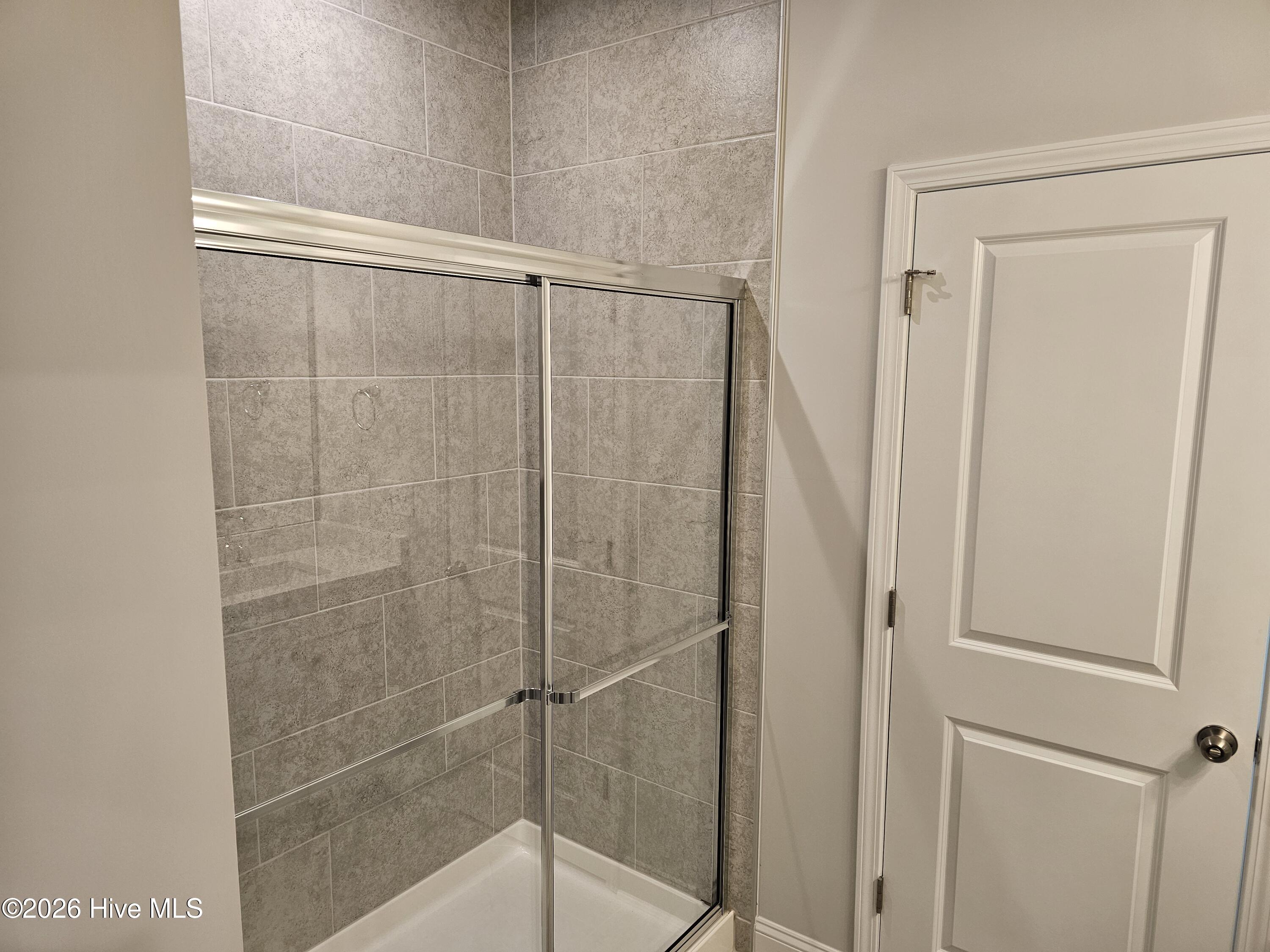 100540603 | Photo 12