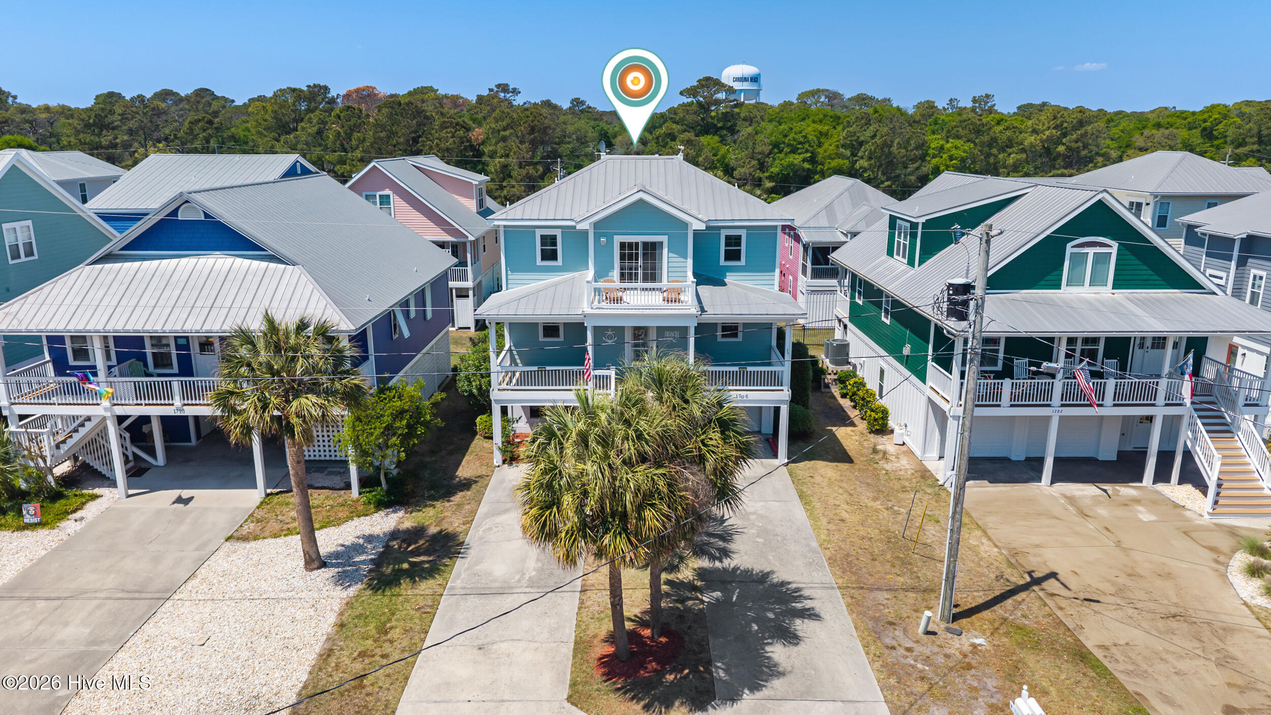 100568478 | Photo 45