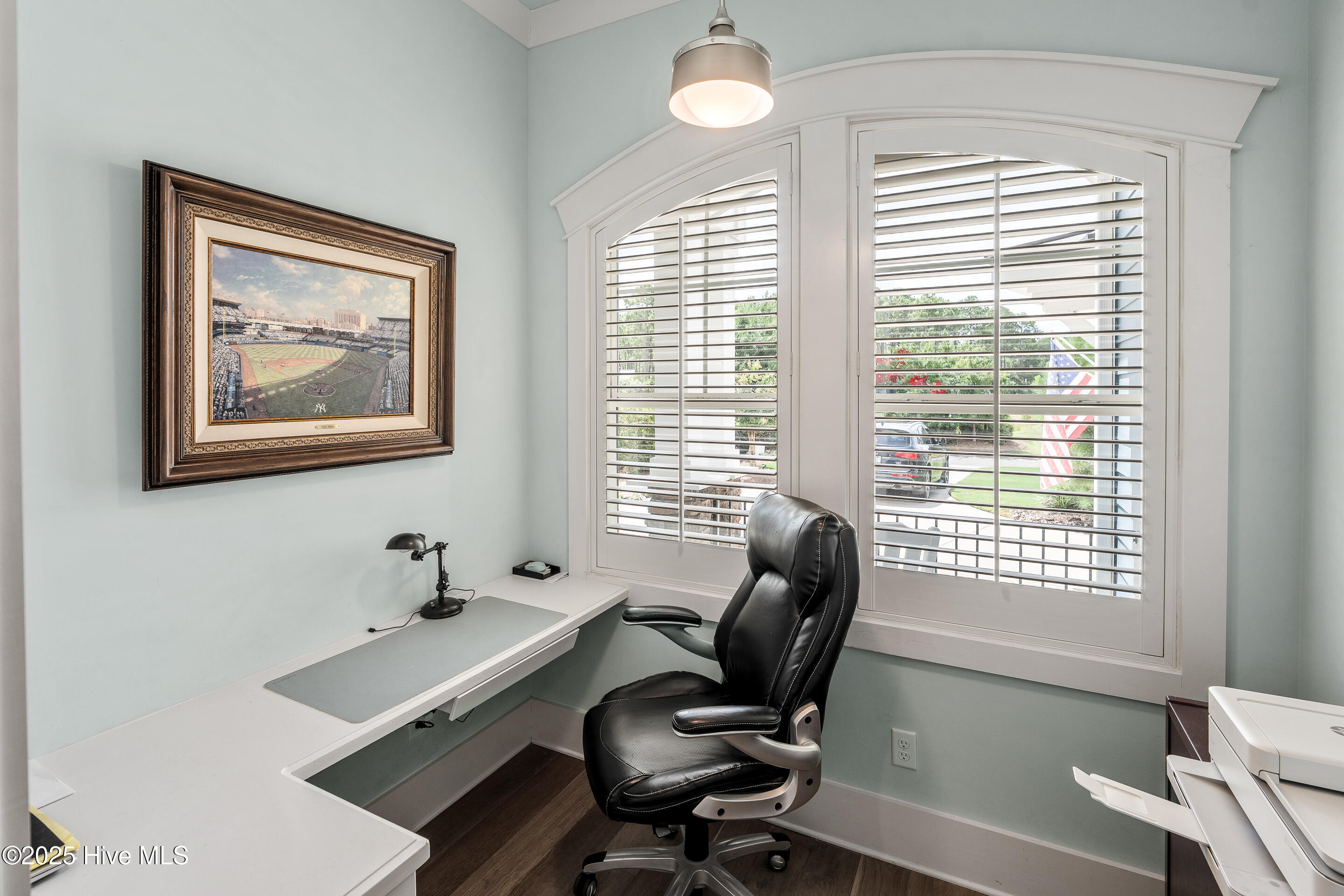 100554295 | Photo 38