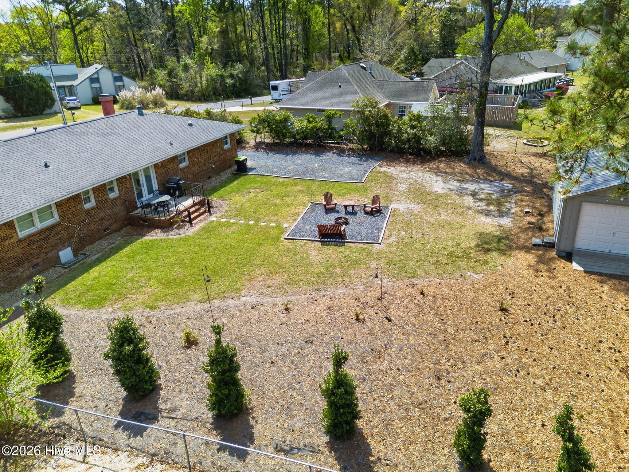 100563567 | Photo 37