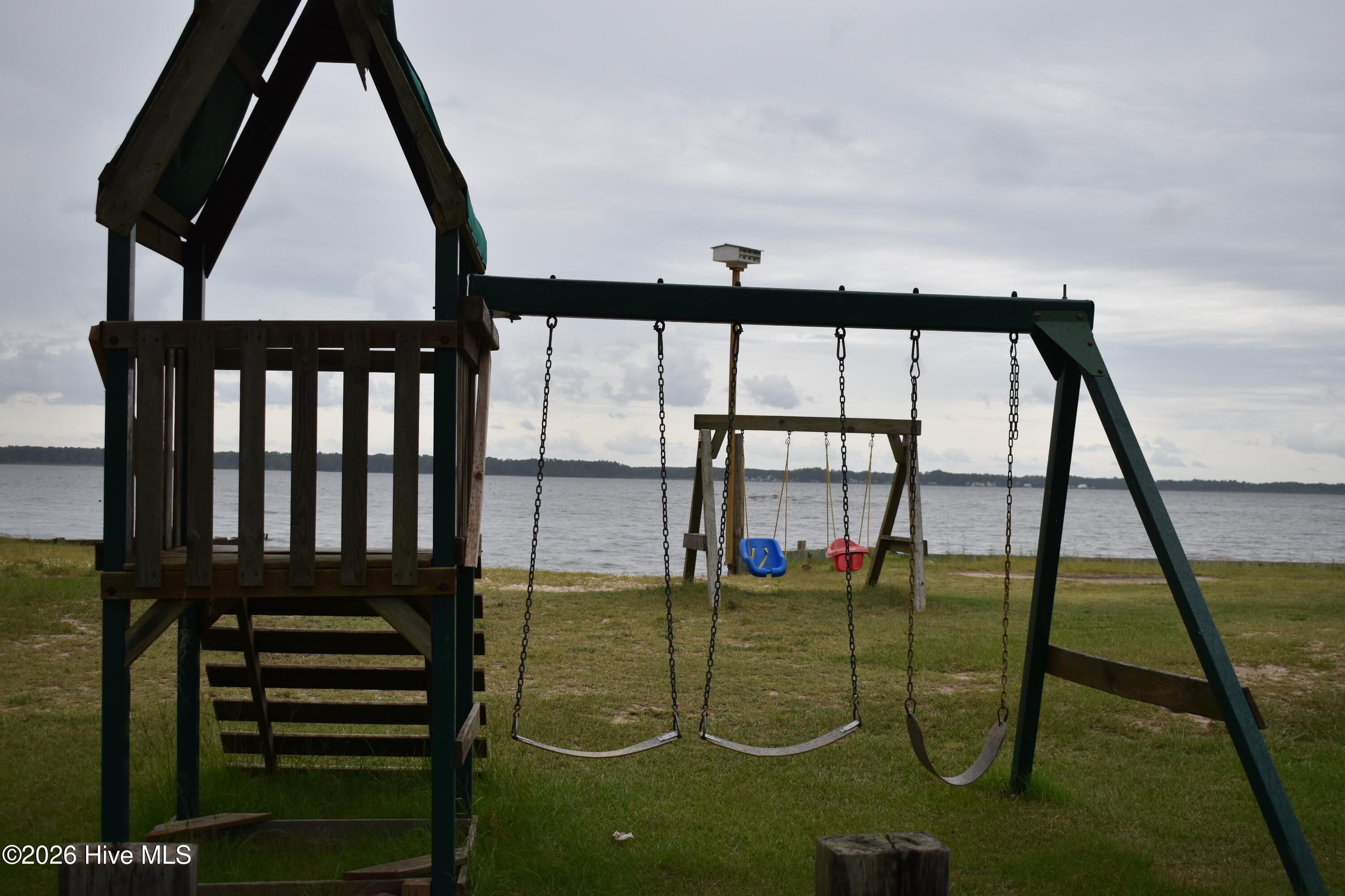 100609549 | Photo 2