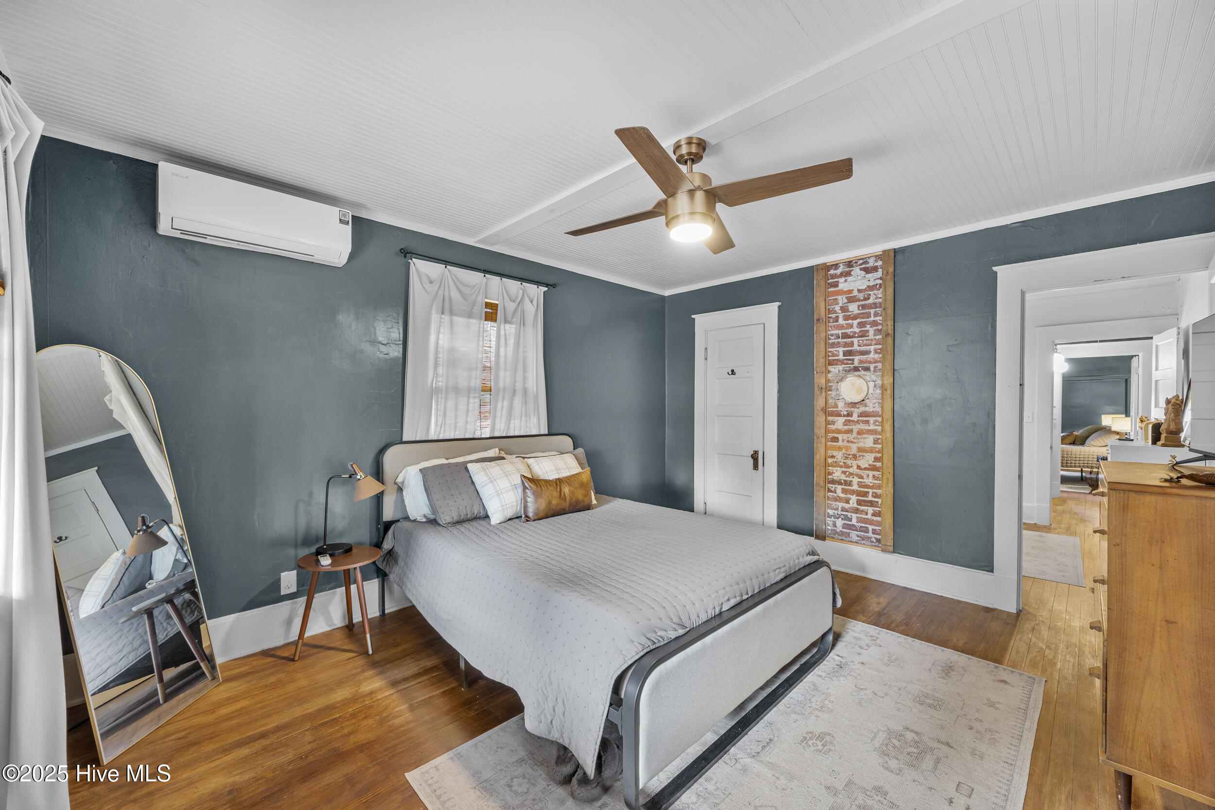 100544356 | Photo 15