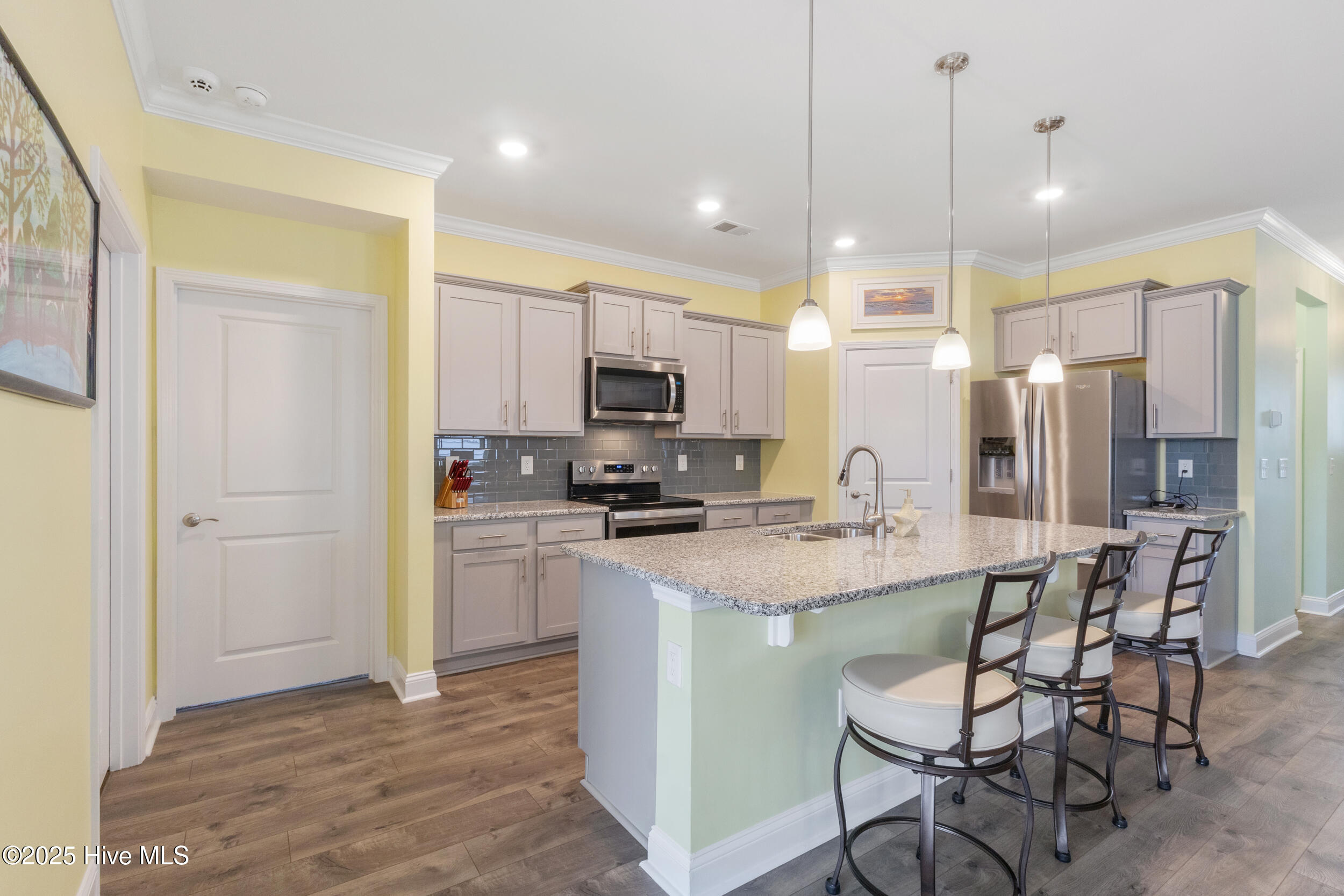 100532546 | Photo 18