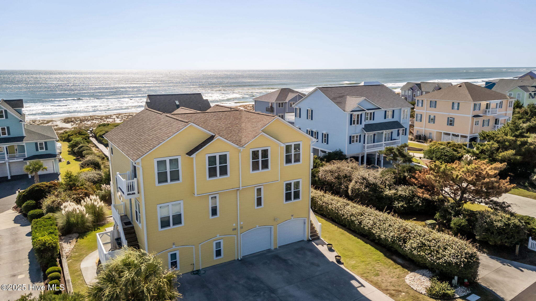 100539750 | Photo 35