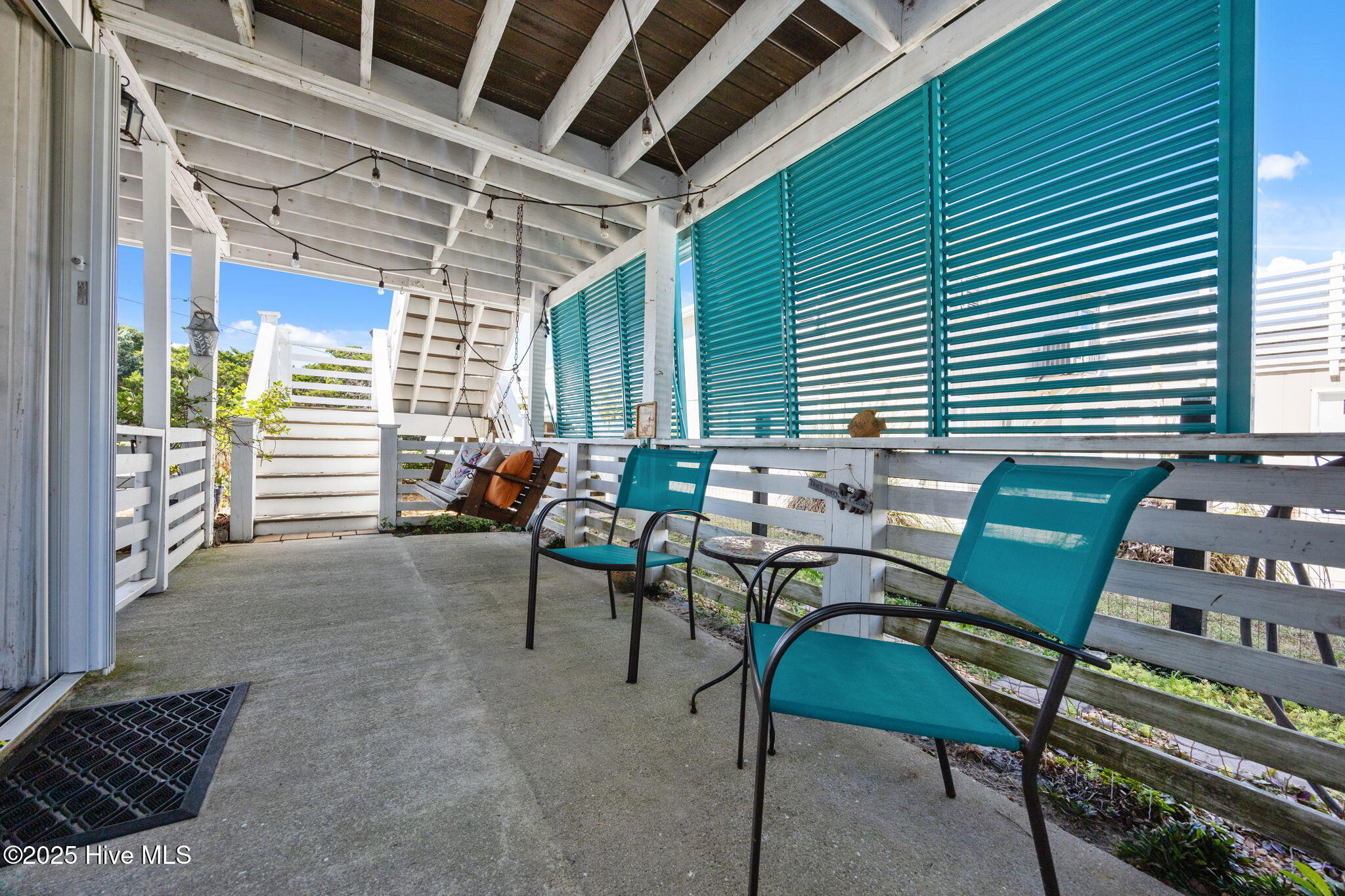 100532848 | Photo 31