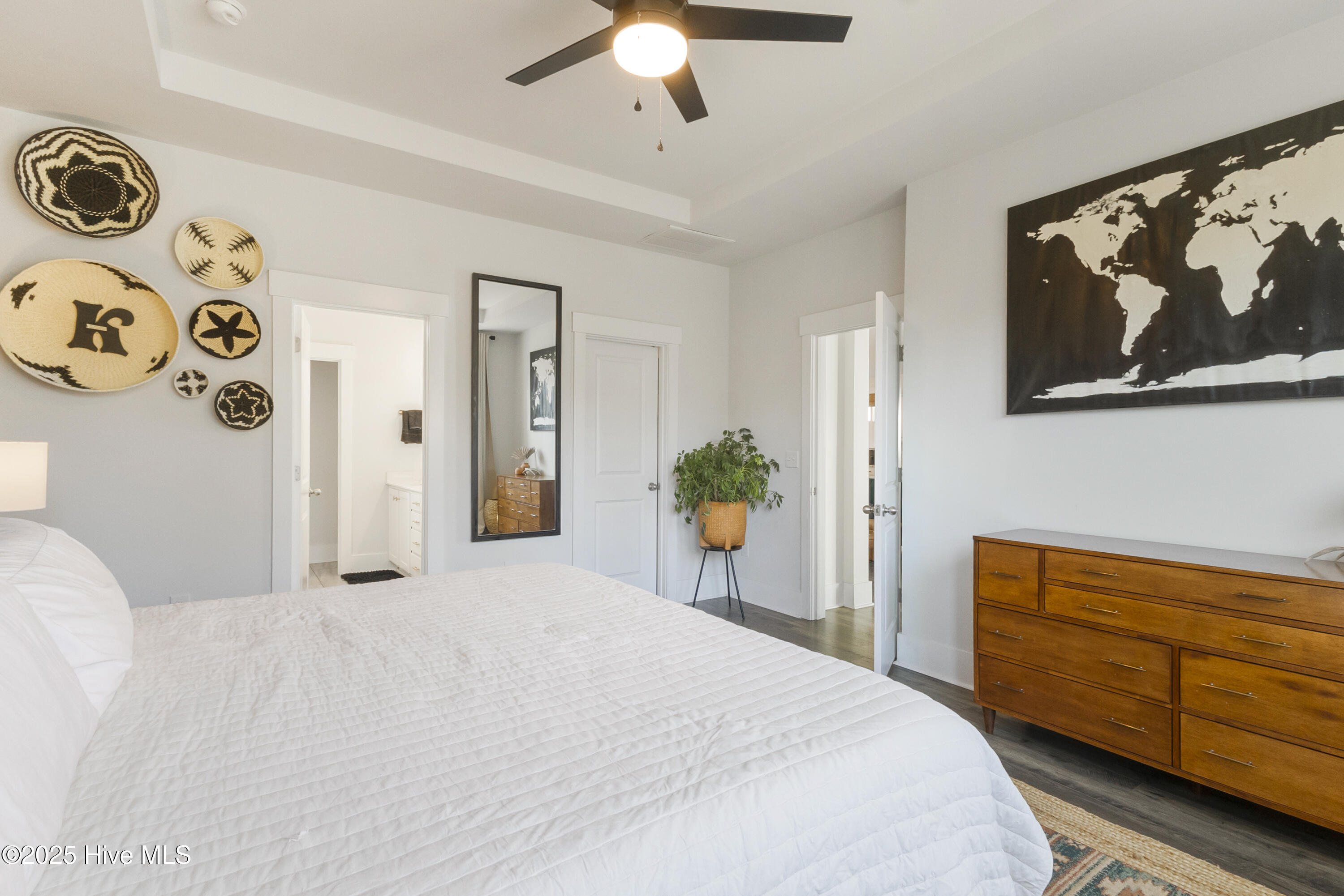 100545579 | Photo 27