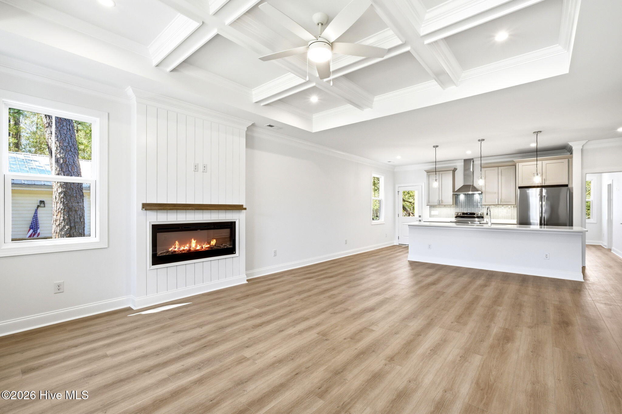 100565030 | Photo 11