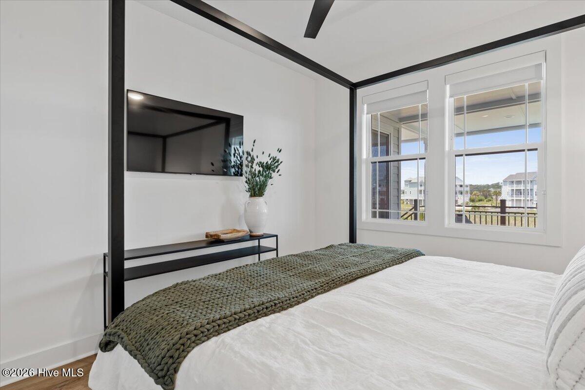 100552016 | Photo 39