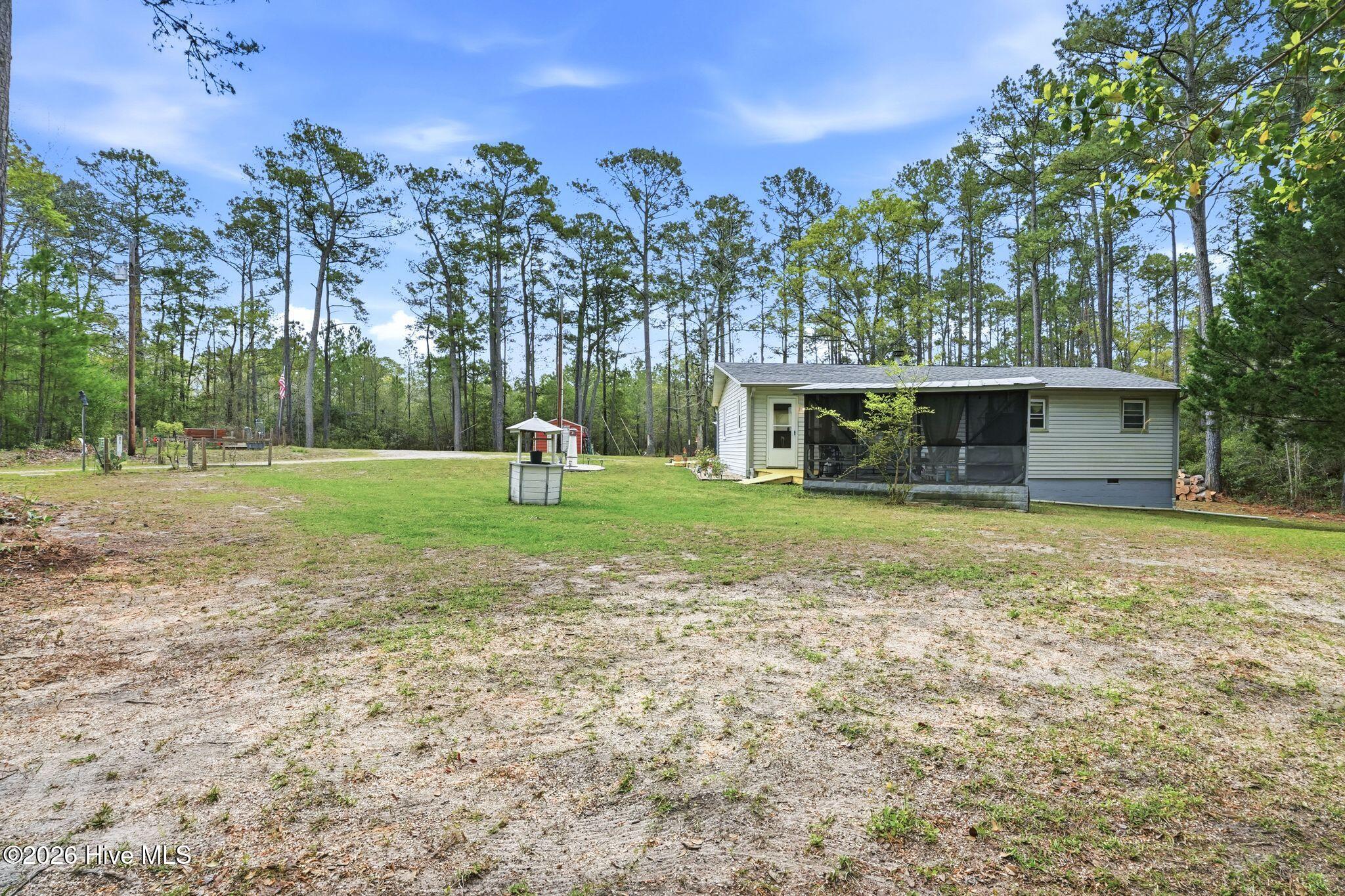 100565168 | Photo 43