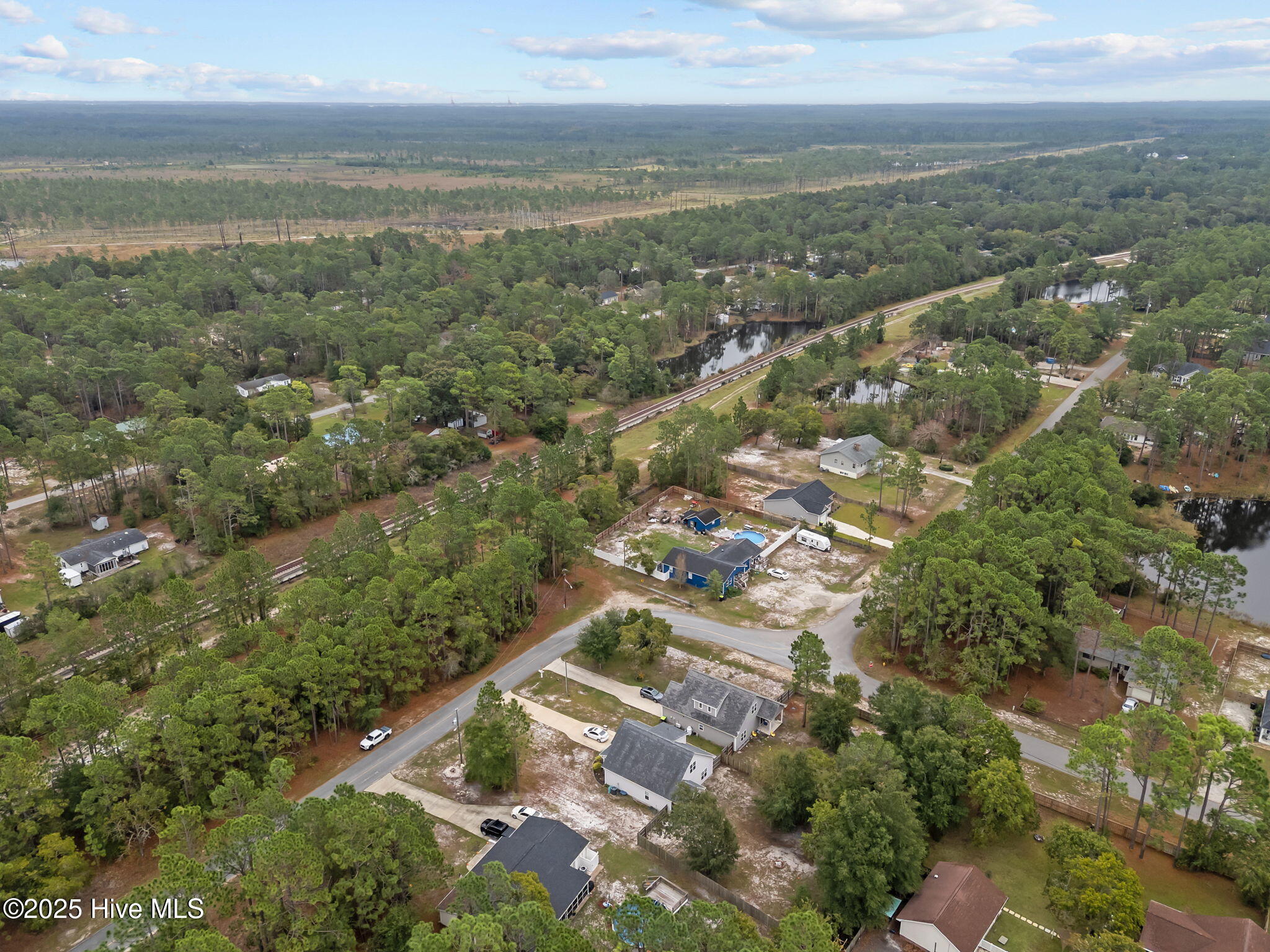 100537079 | Photo 49