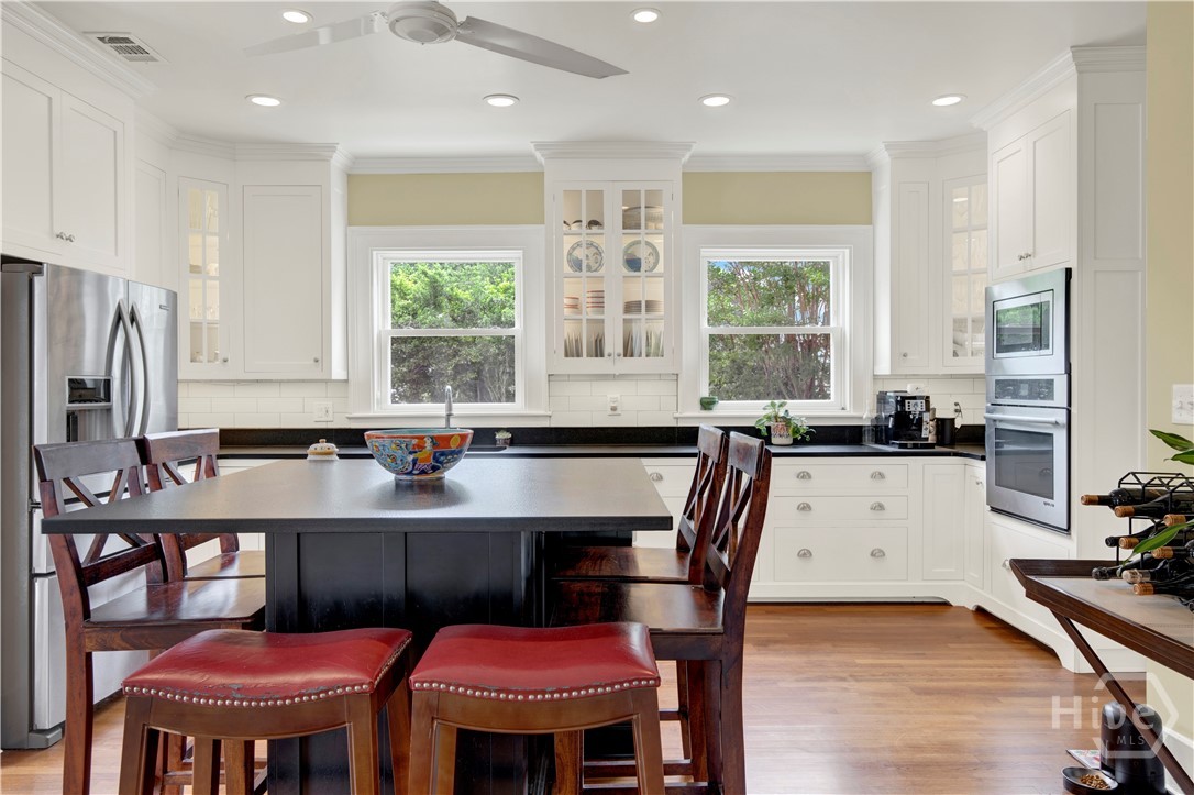 11 E 50th Street, Savannah, GA 31405 Listing Photo  10