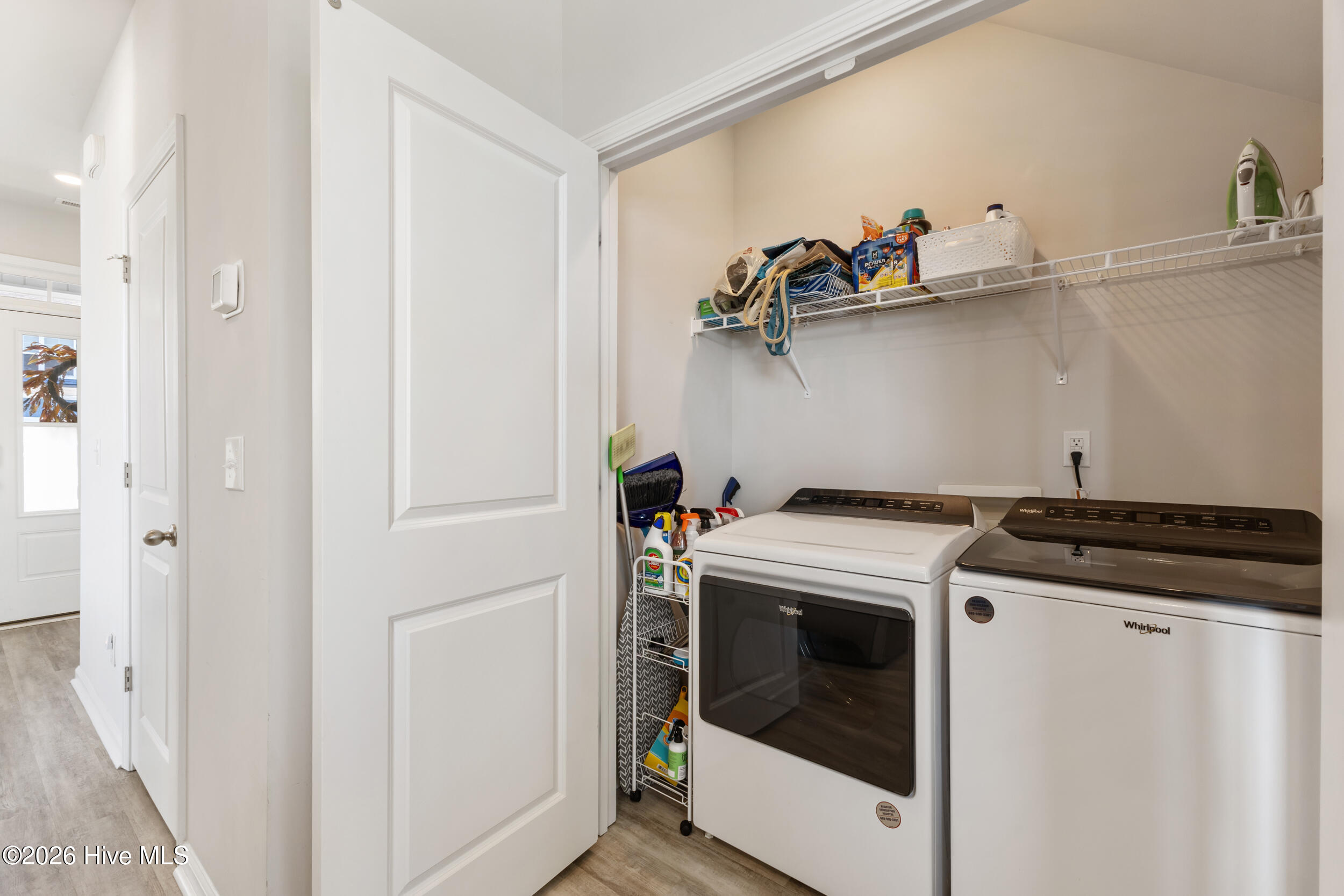 100553335 | Photo 27