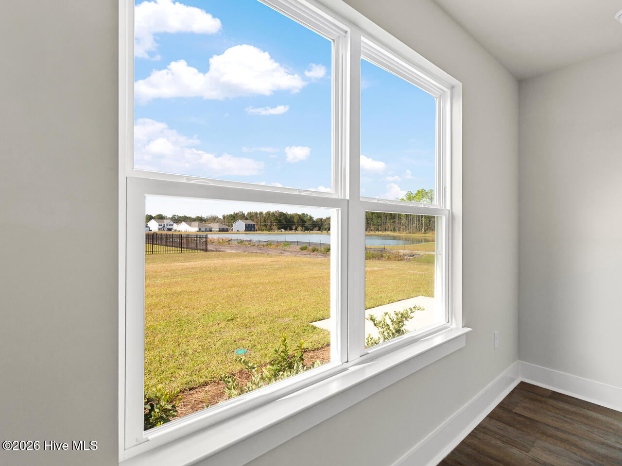 100545581 | Photo 19