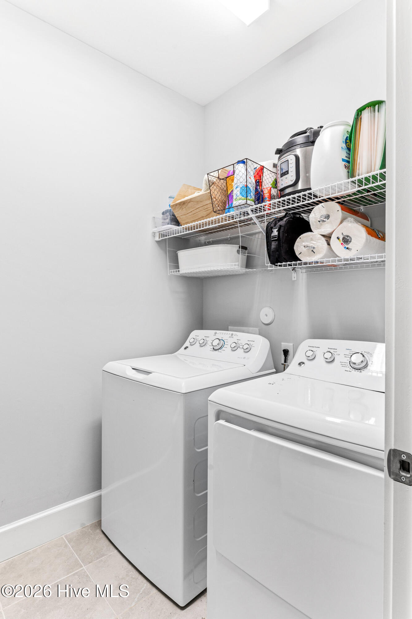 100548858 | Photo 12