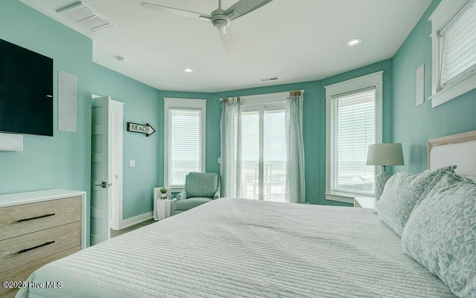 100508302 | Photo 24