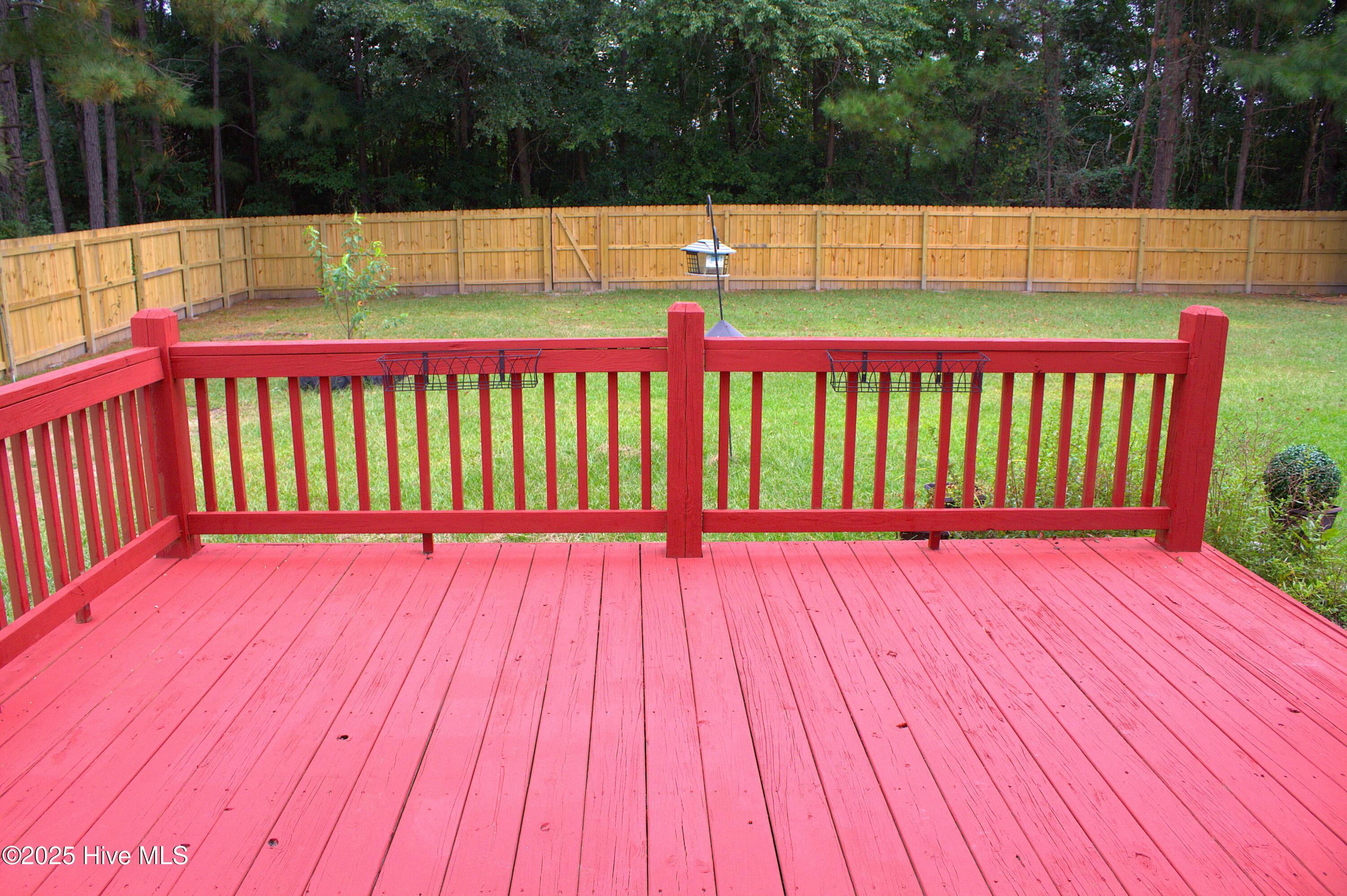 100520140 | Photo 45