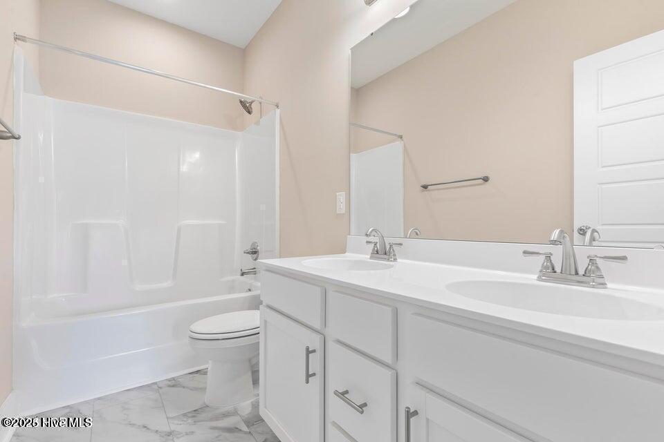 319 E Theriault Court, Jacksonville, NC, 28540