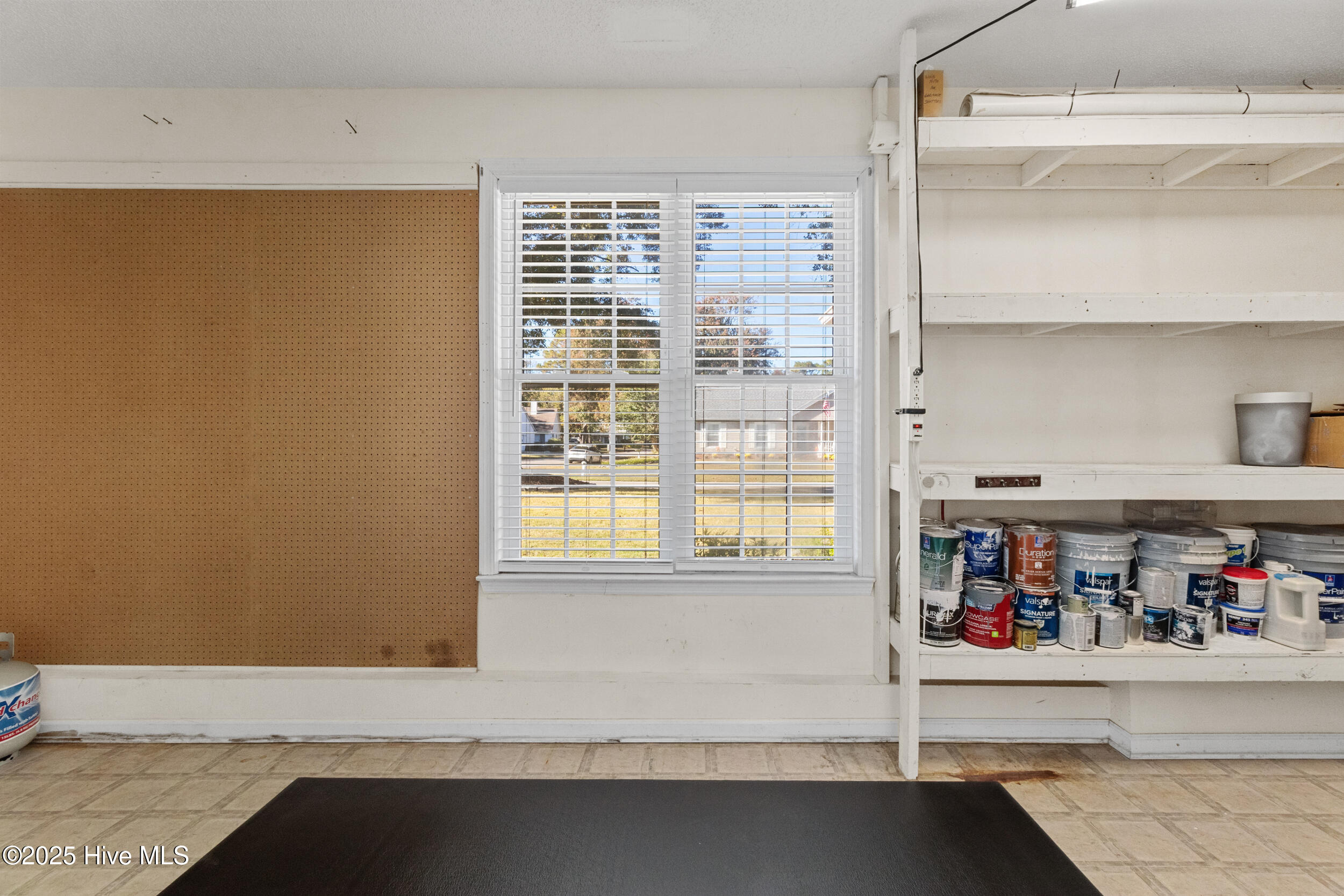 100541040 | Photo 31