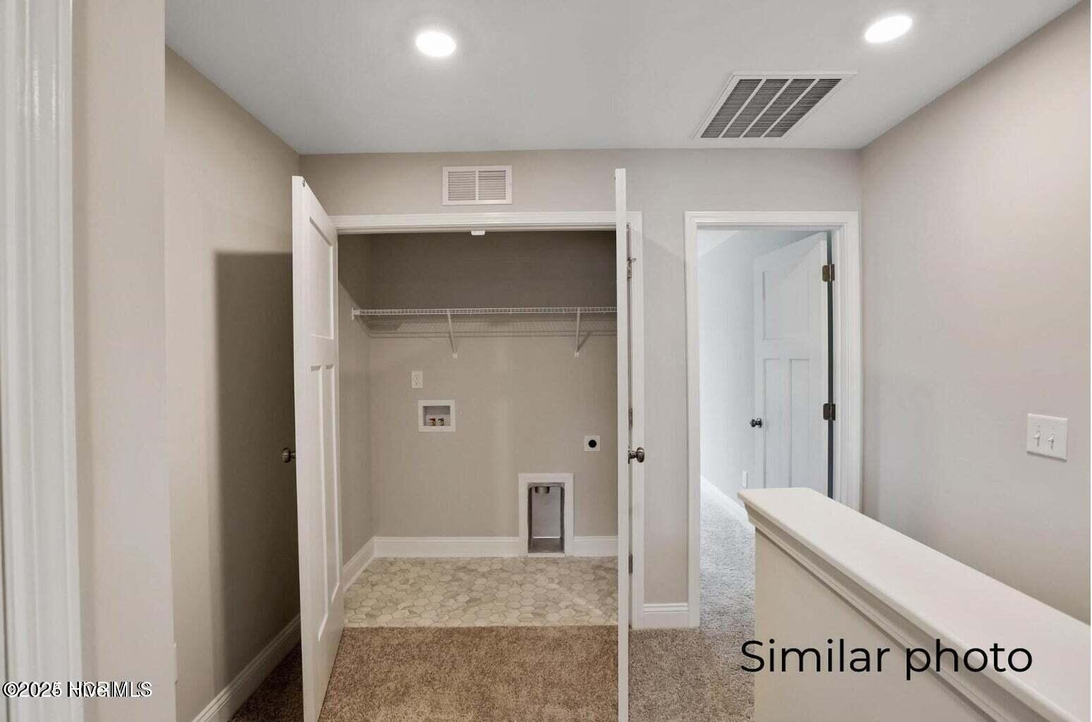 100530999 | Photo 10