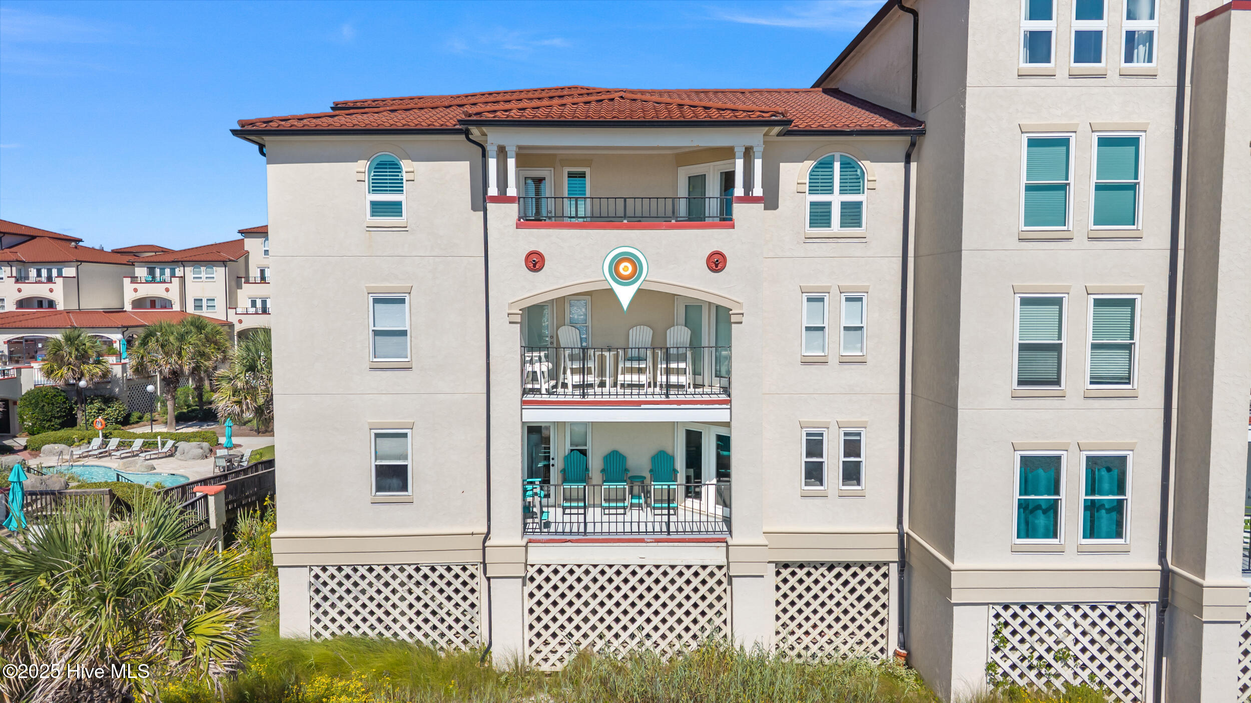 100536018 | Photo 42