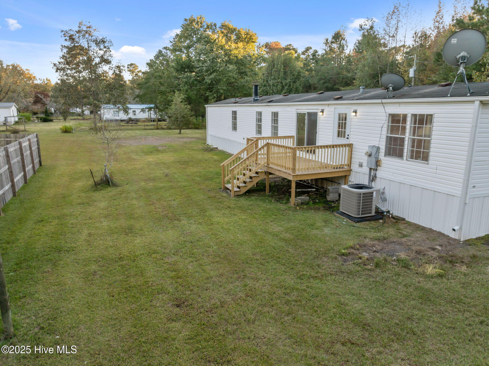 100539170 | Photo 31