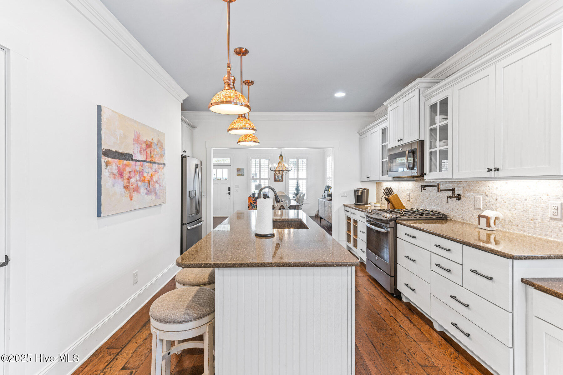 100544717 | Photo 18