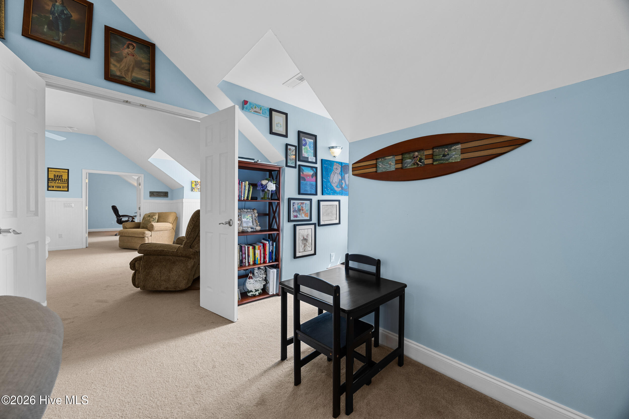 100567542 | Photo 55