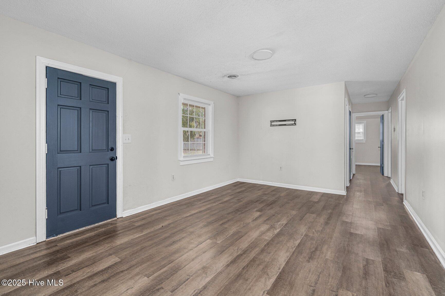 007-903MartinLutherKingJuniorDrive-Tarbo