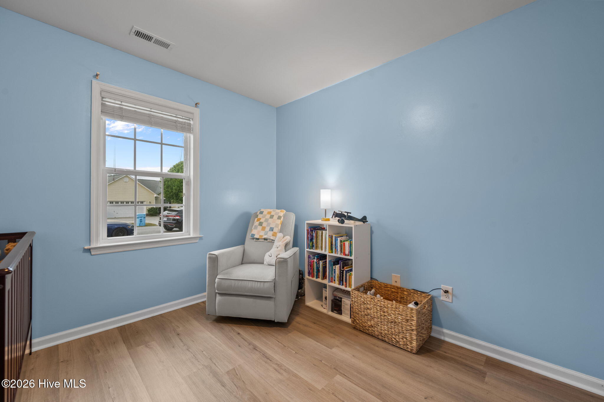 100562235 | Photo 35