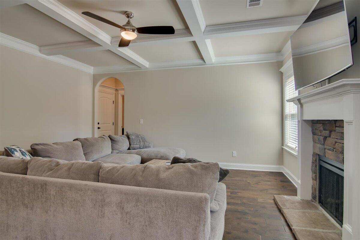 4412 Jeffery Lane