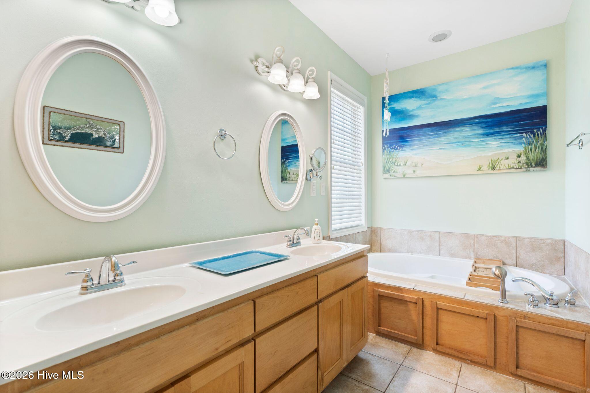 100554284 | Photo 27