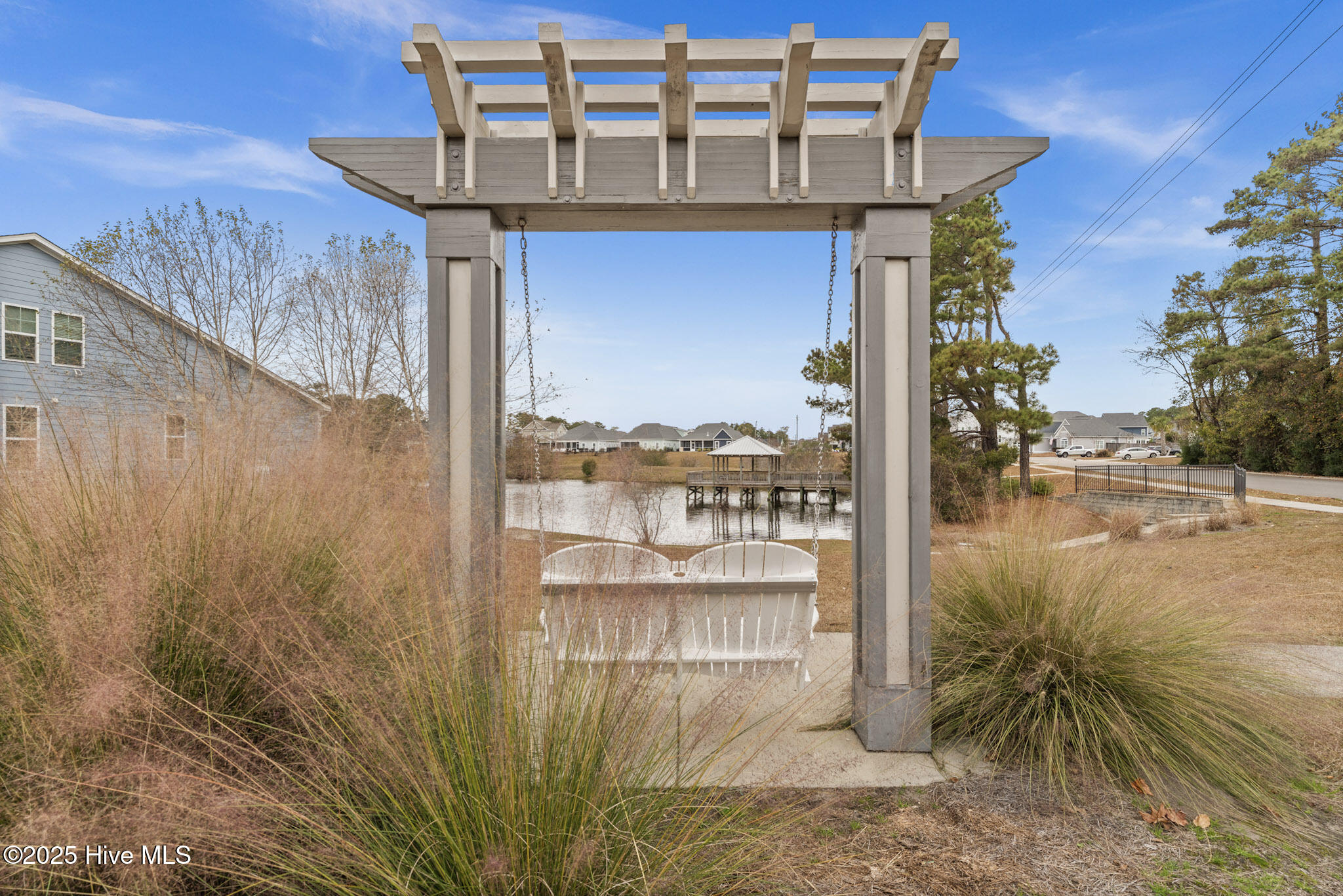 100544339 | Photo 36