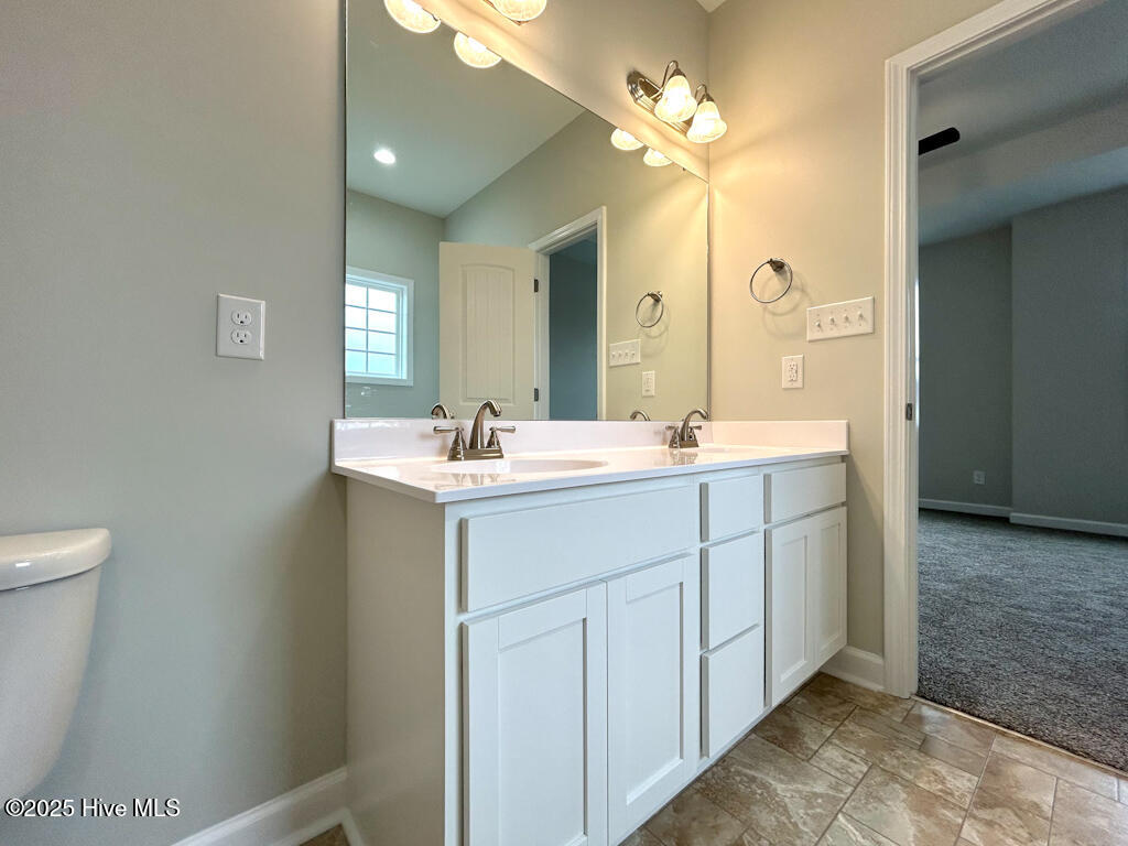 100522239 | Photo 45