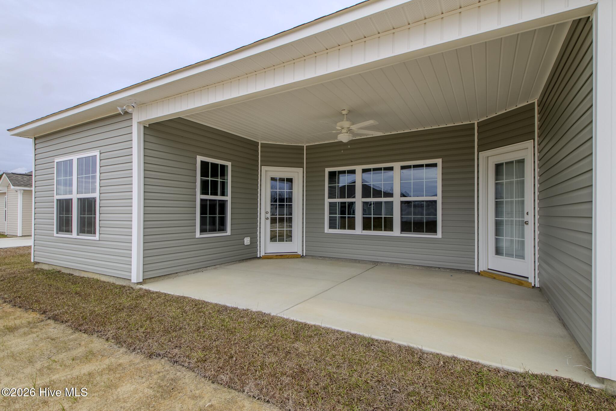 100497435 | Photo 28