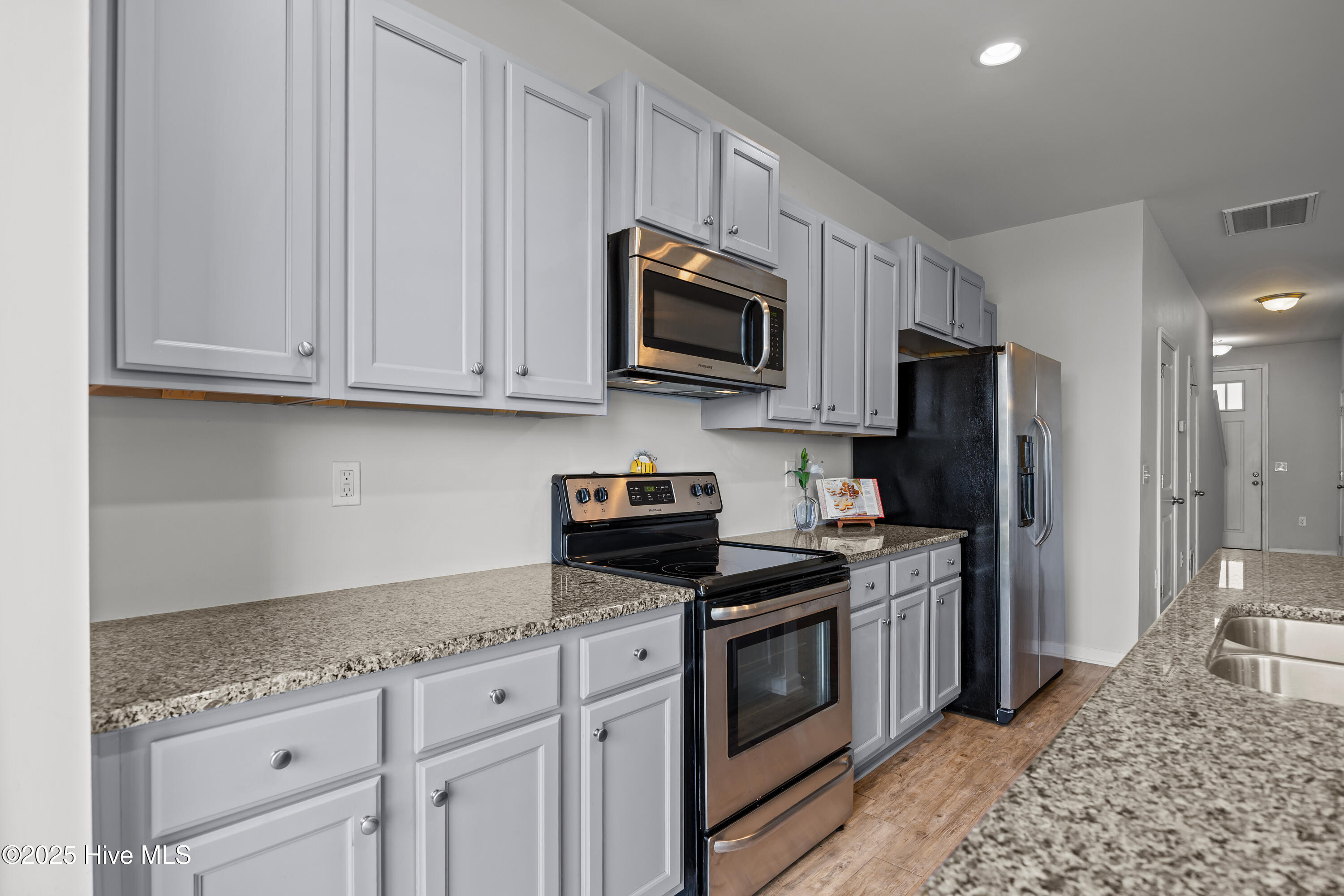 7308 Chipley Drive, Wilmington, NC 28411 – photo 8: 28-print-IMG_9594