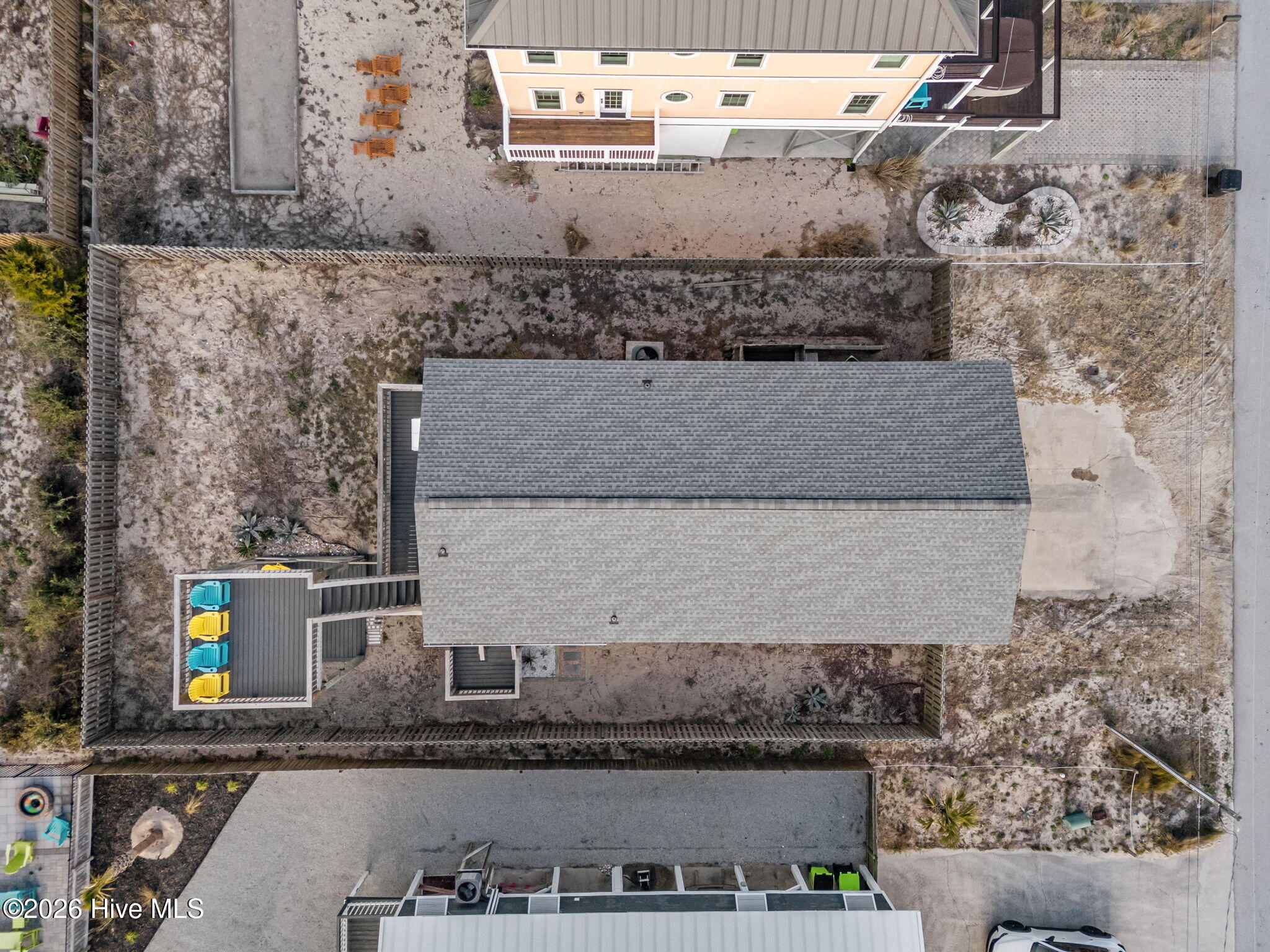 100550380 | Photo 31