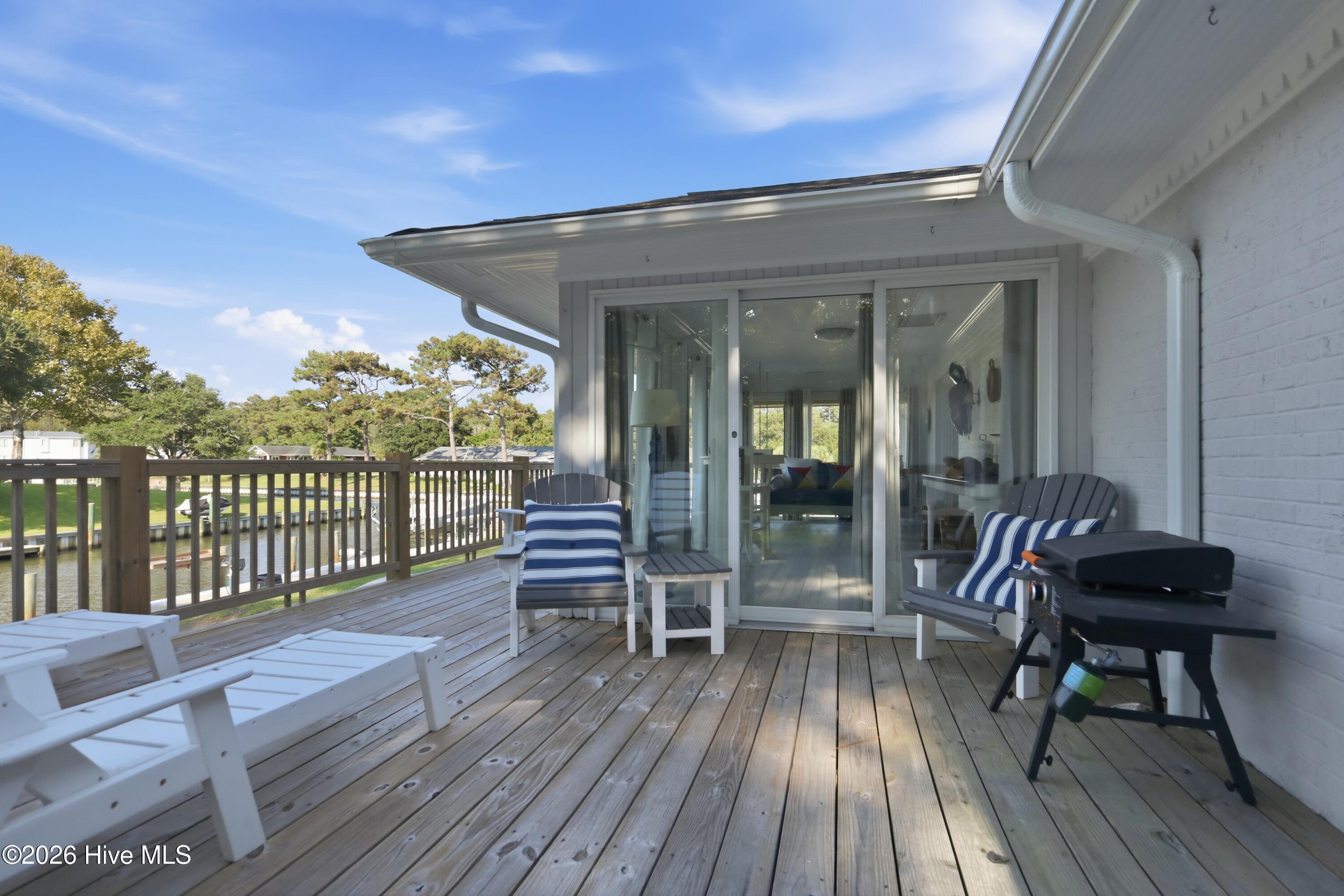 104 Sea Trace Lane,Newport