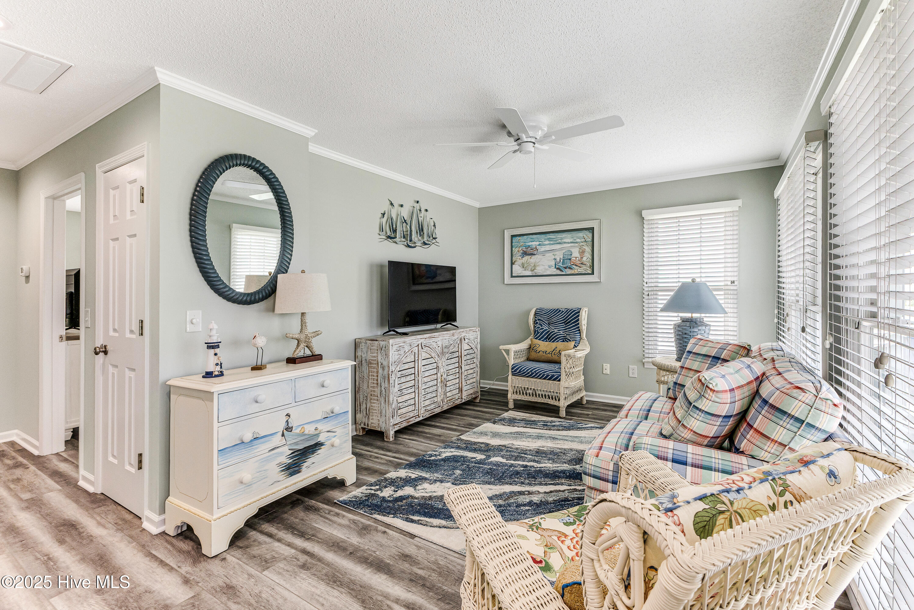 100530273 | Photo 20