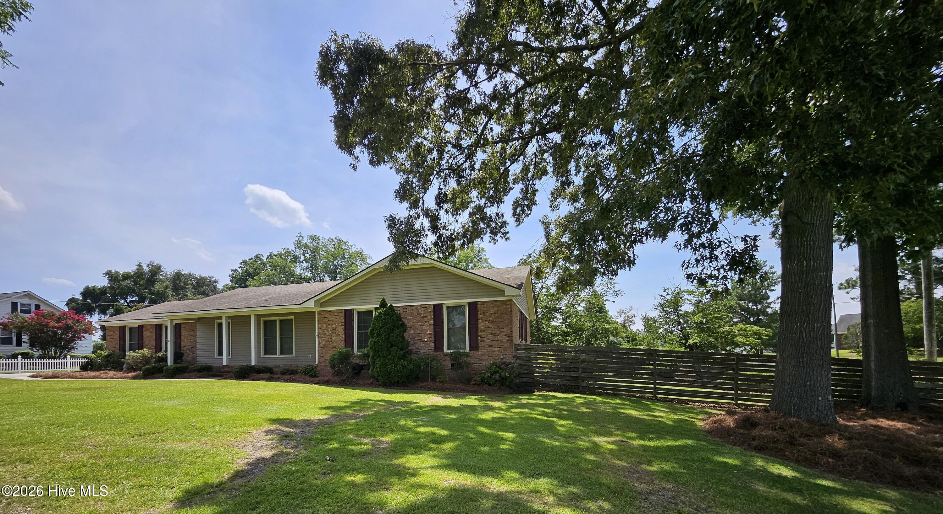 3rd image of 100 Ashley Ave, Goldsboro, NC 27530 | MLS# 100588157
