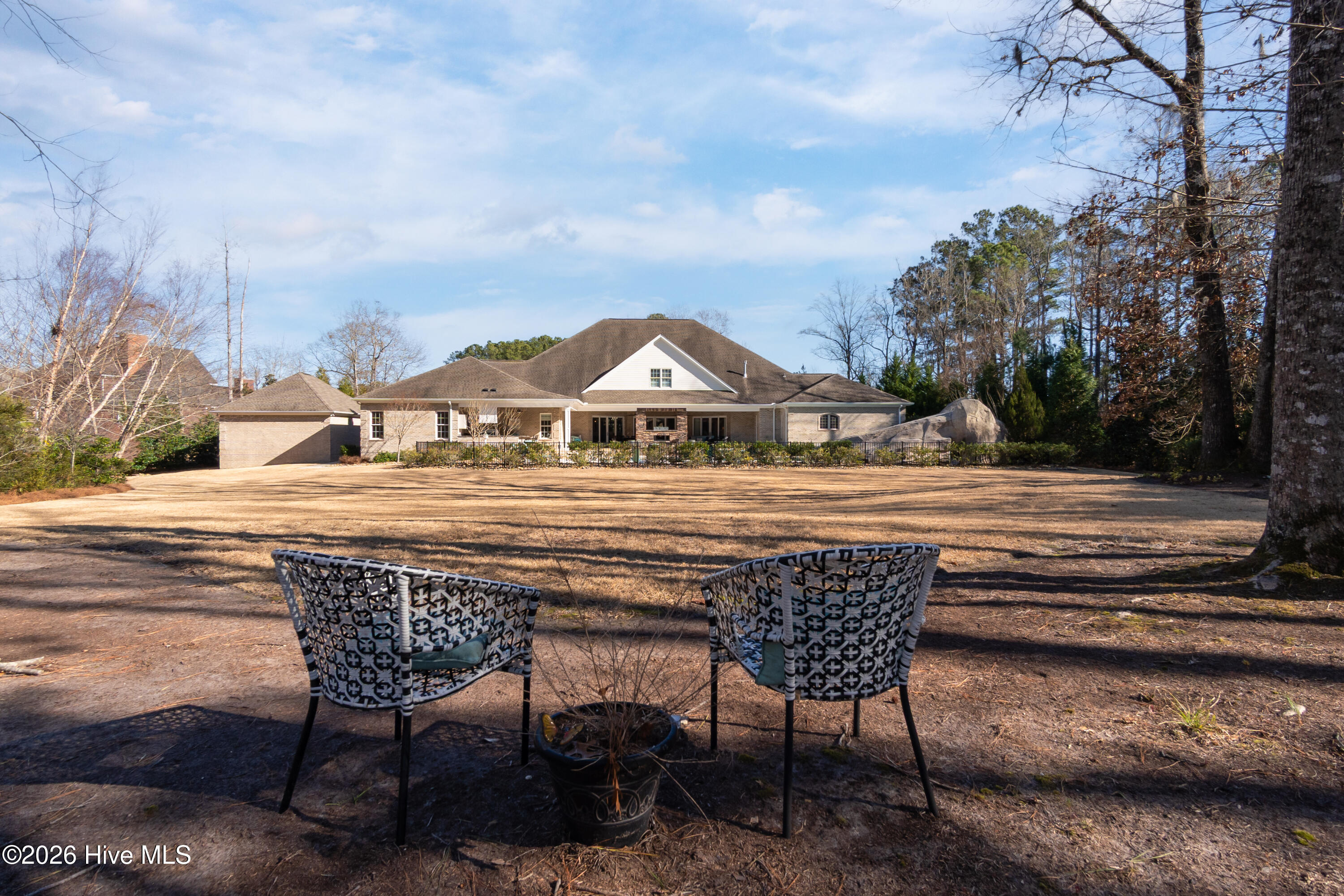 100550947 | Photo 121