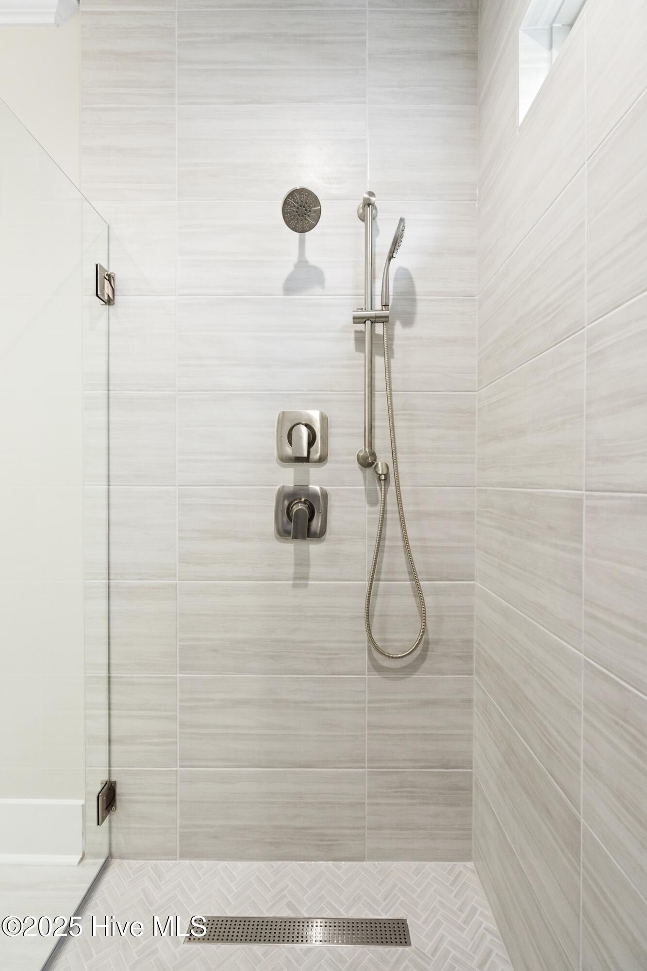 100513884 | Photo 19