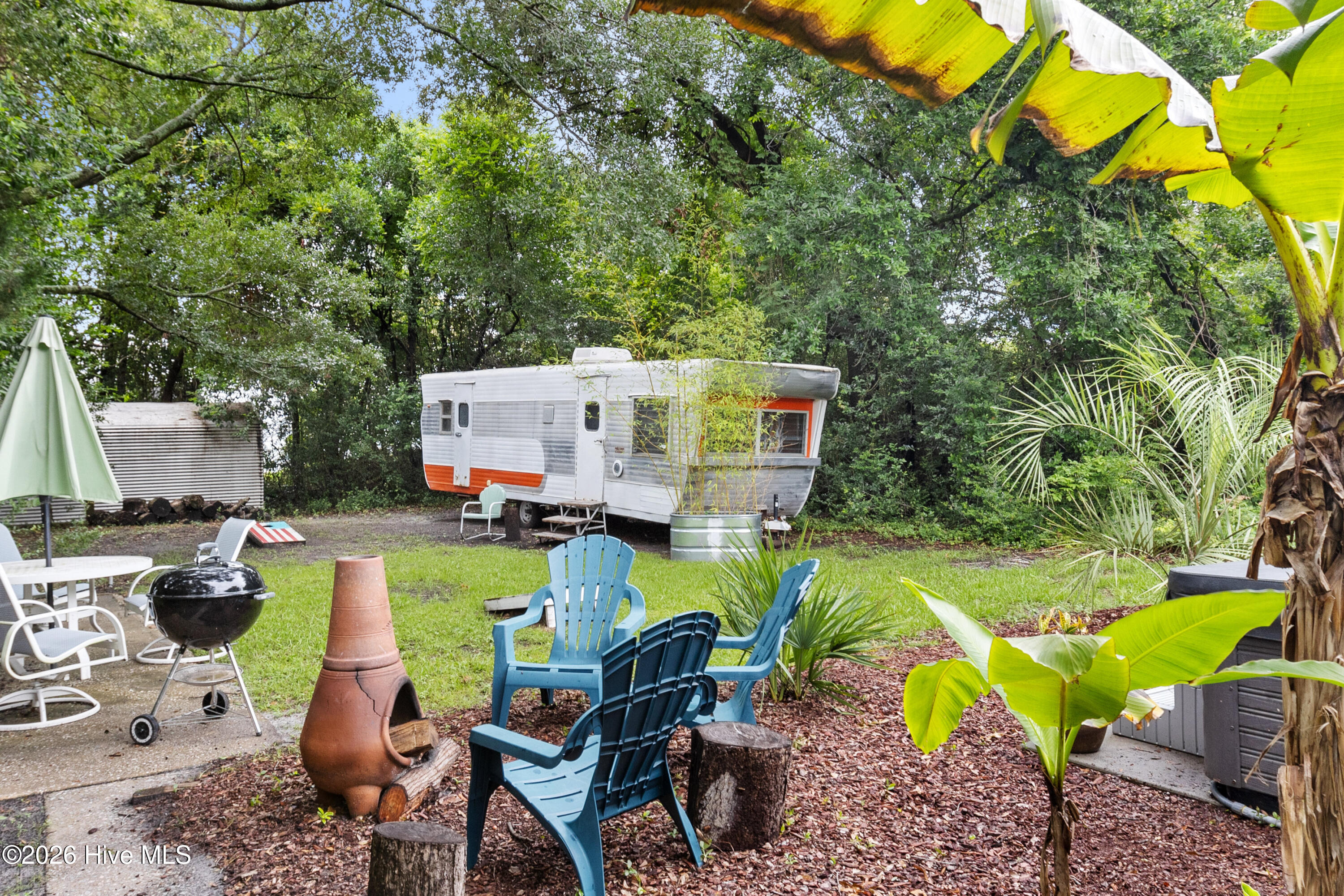 100561657 | Photo 33