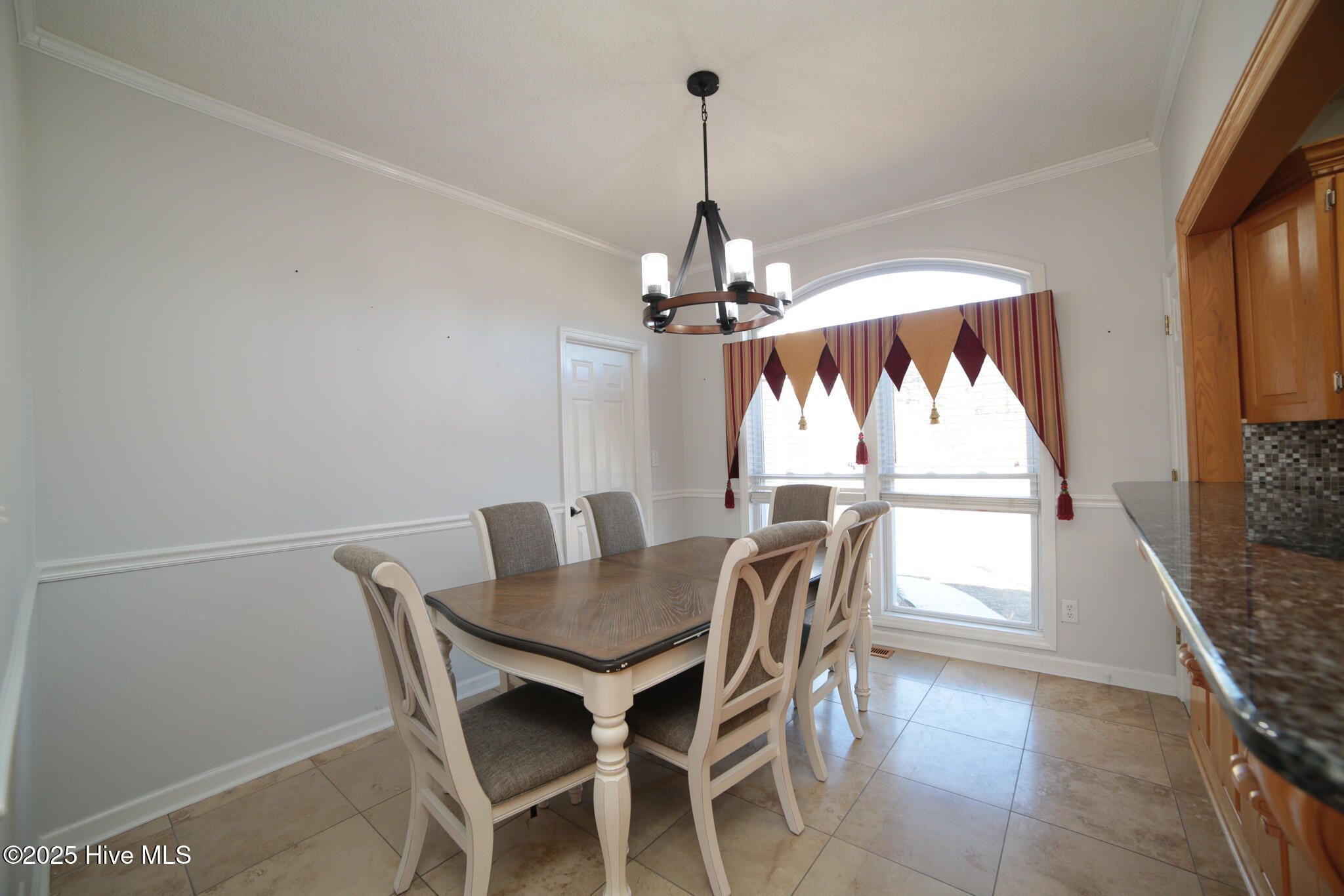 100546342 | Photo 67