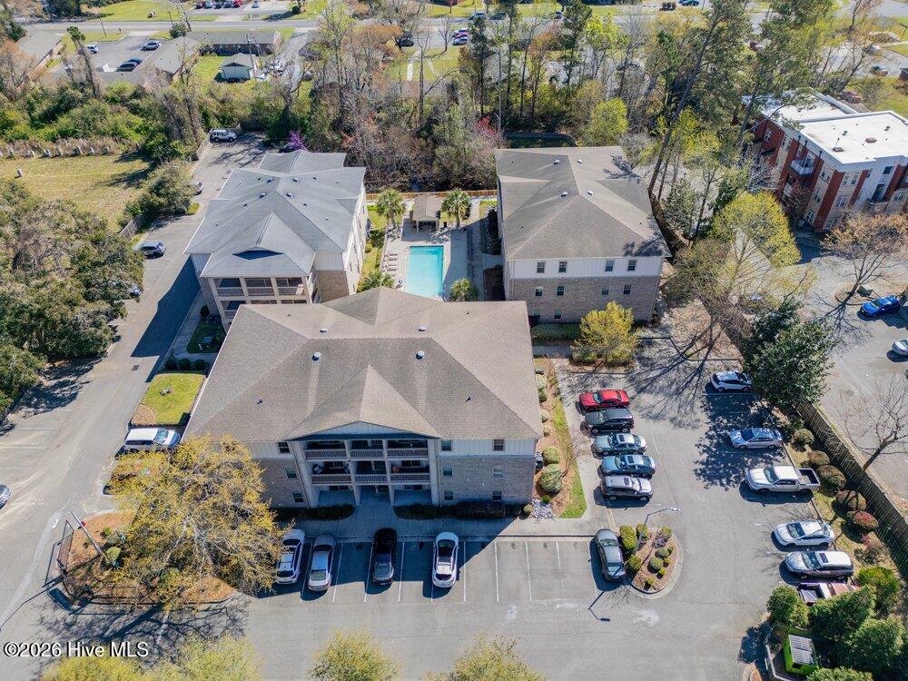 100561557 | Photo 29