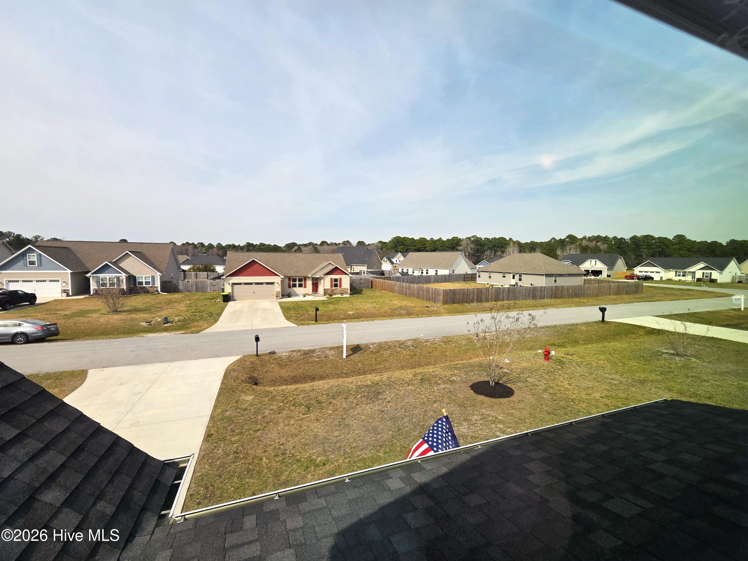 100527843 | Photo 58