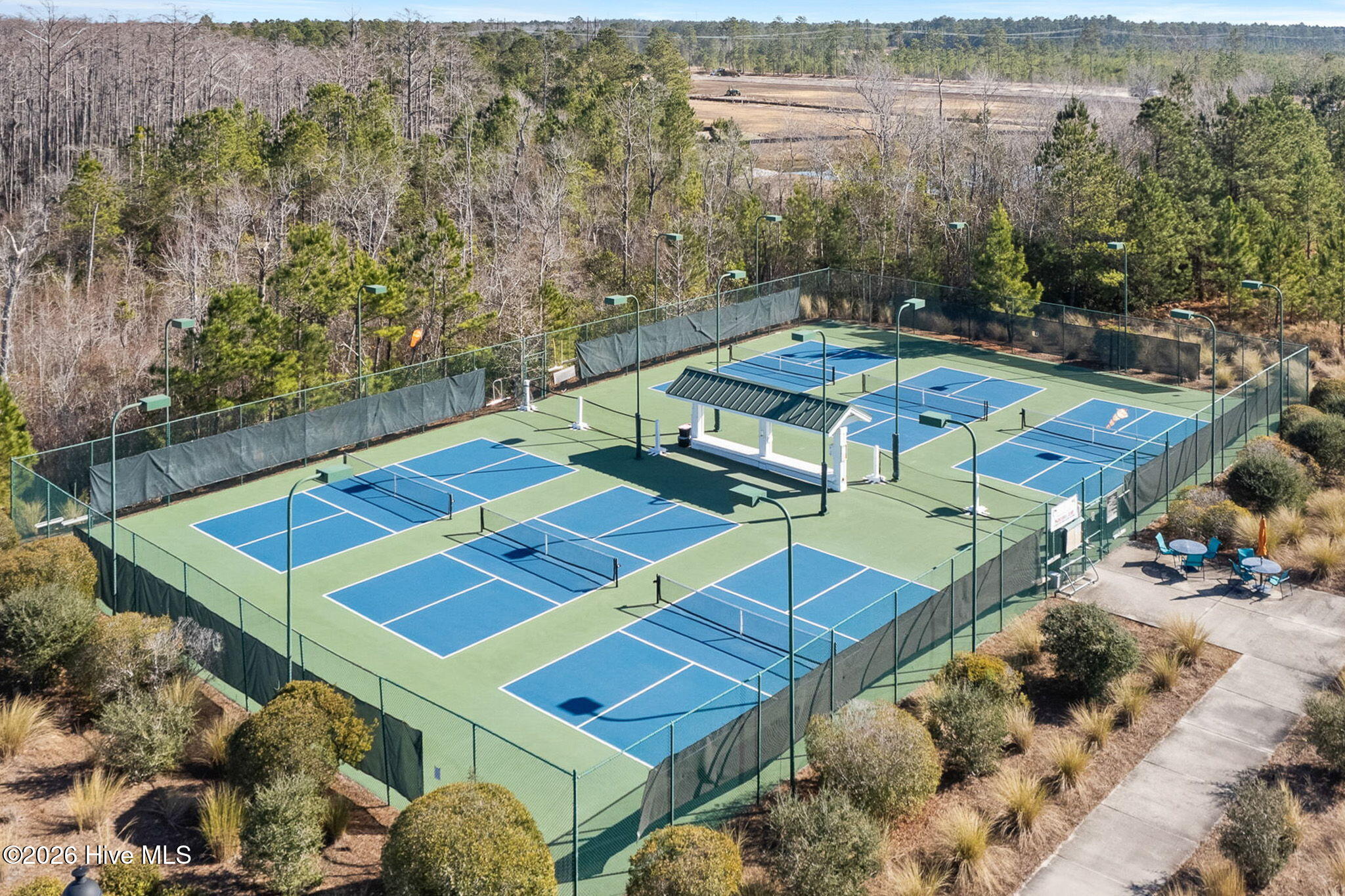 100552042 | Photo 62