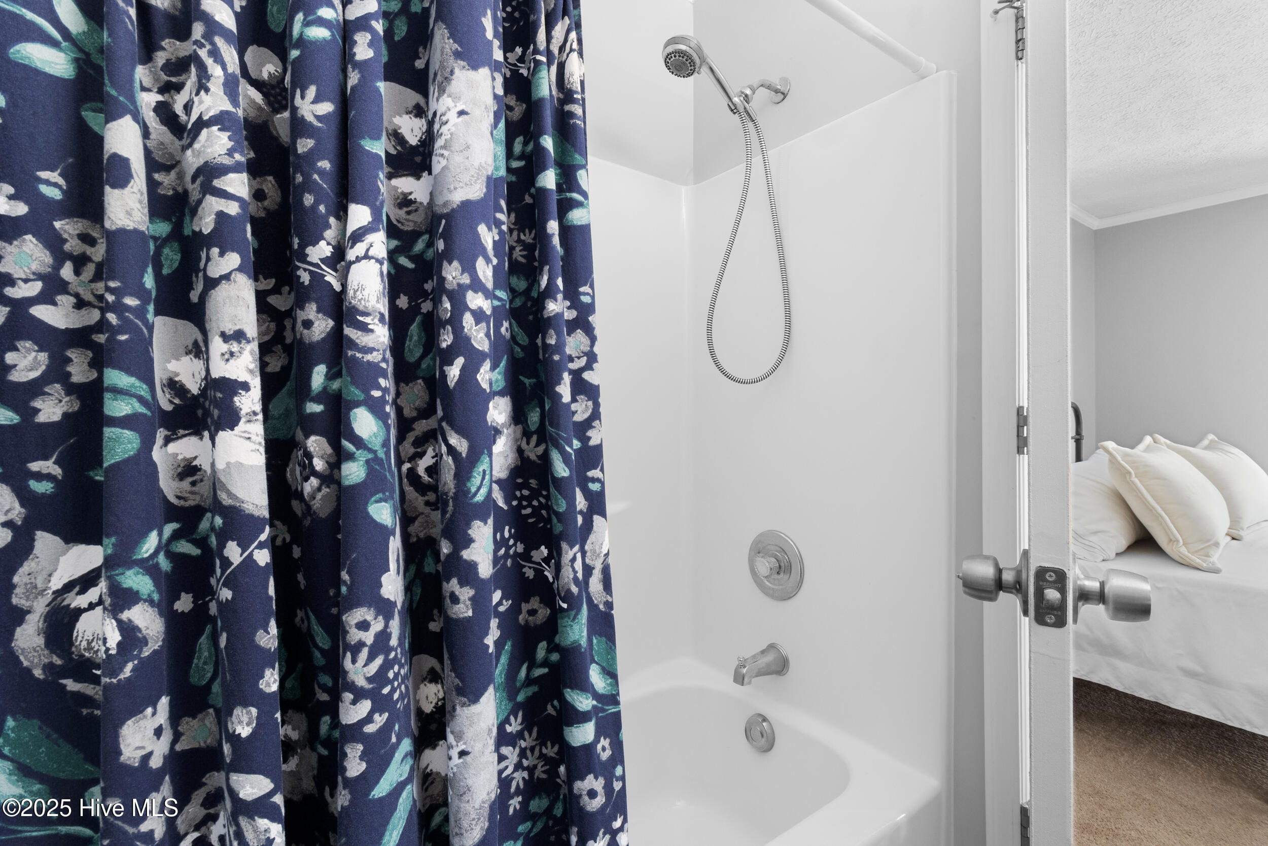 100537542 | Photo 17