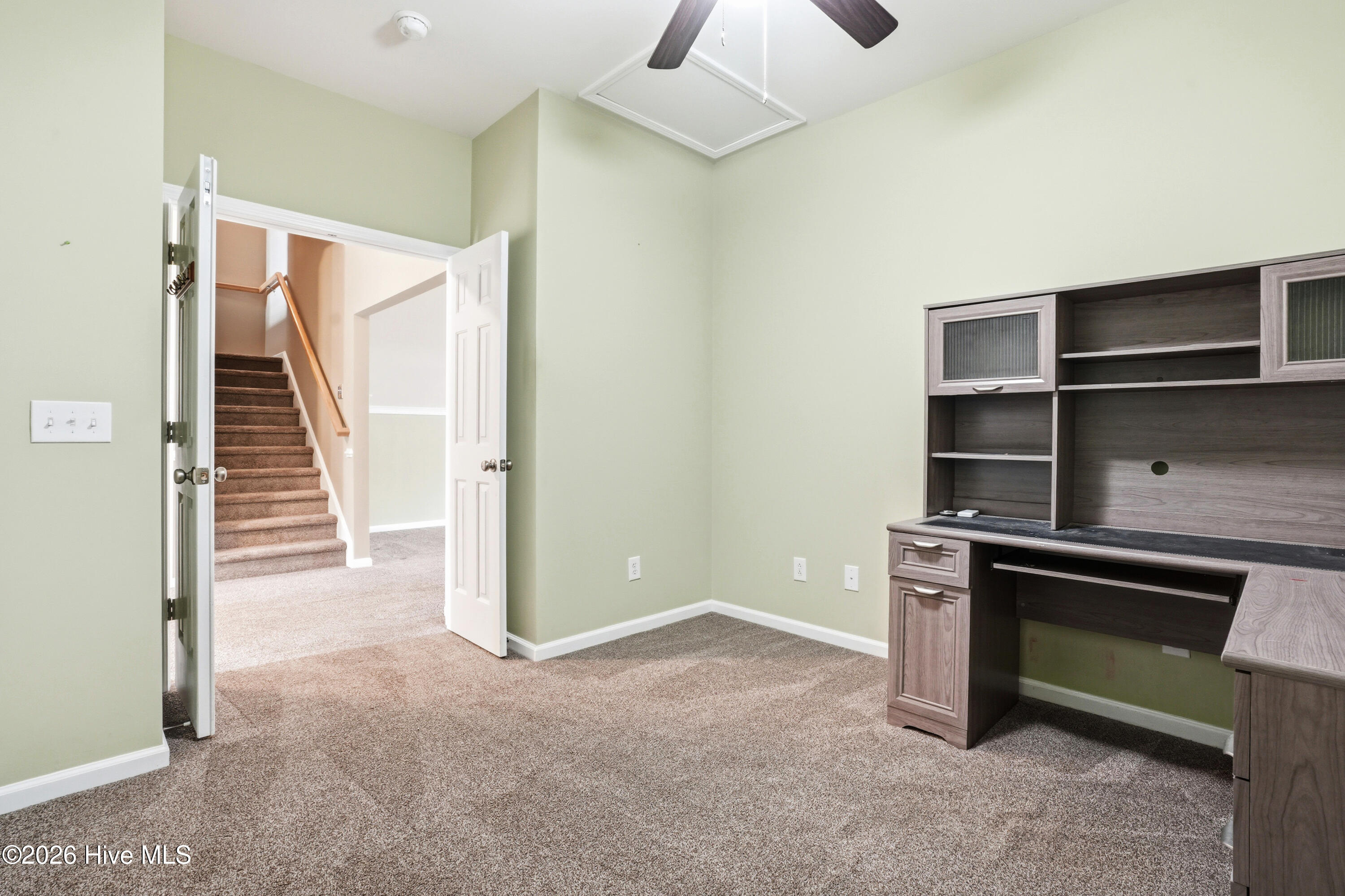 100564881 | Photo 15